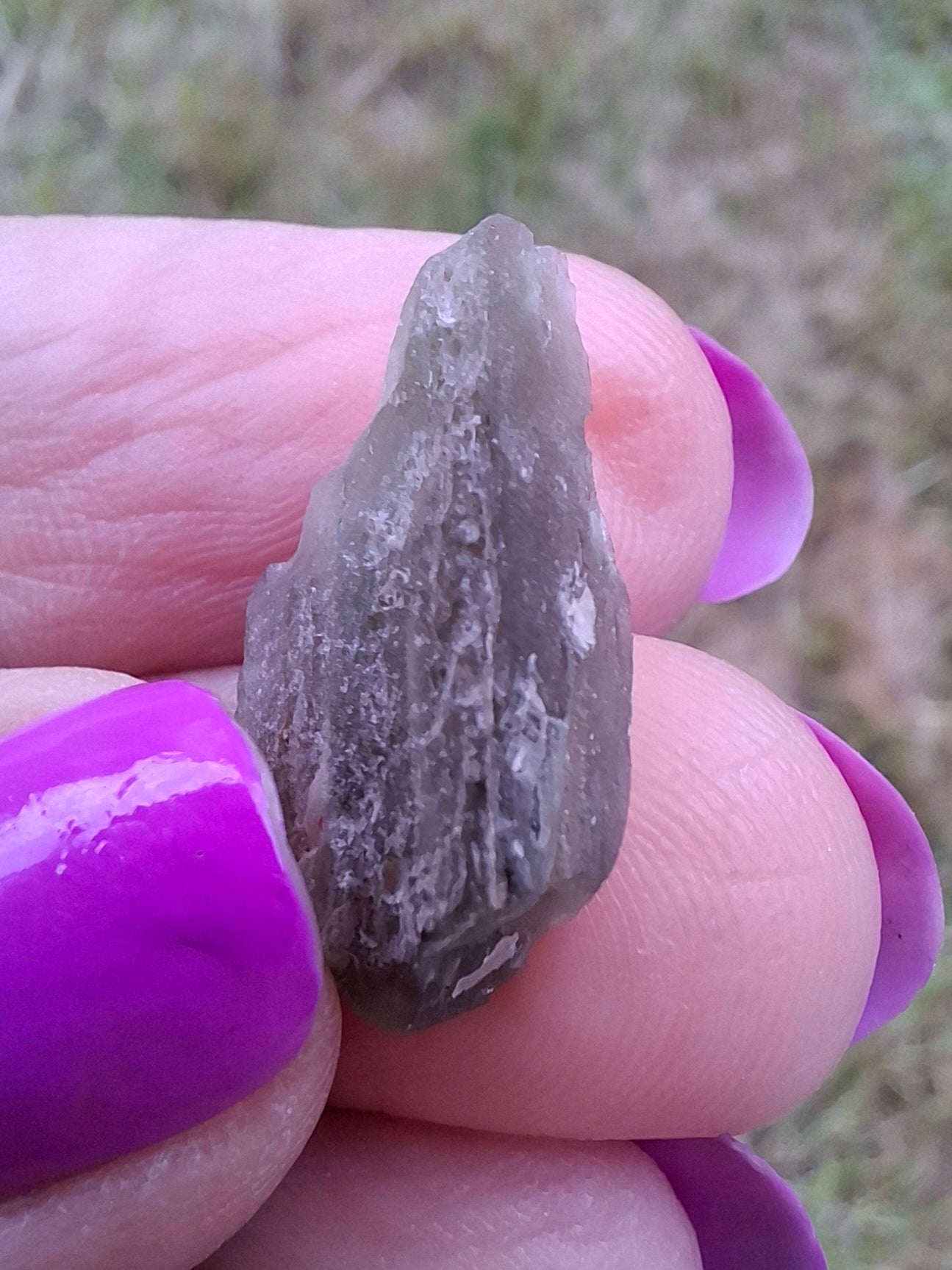 Moldavite Piece, 1.30g, Tektite (Ref: 1434)