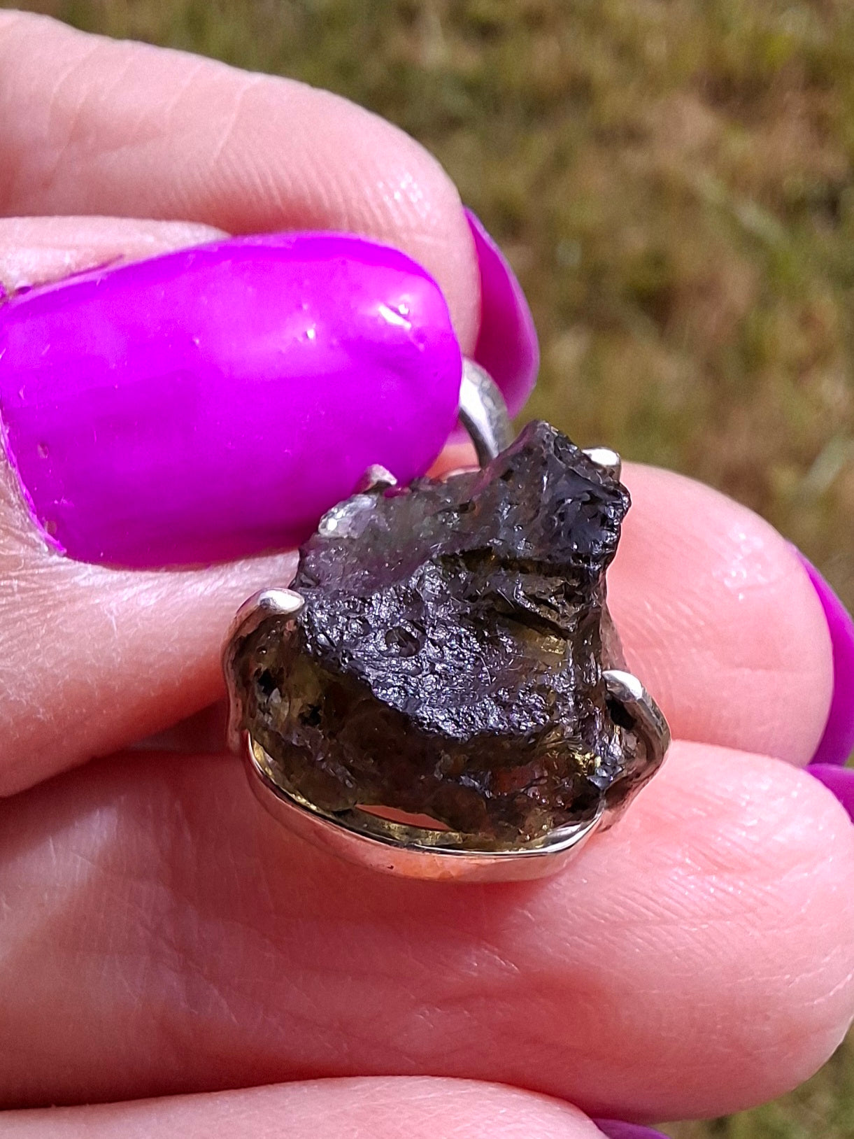 Moldavite Claw Pendant, 925 Silver, Tektite (Ref: P28)
