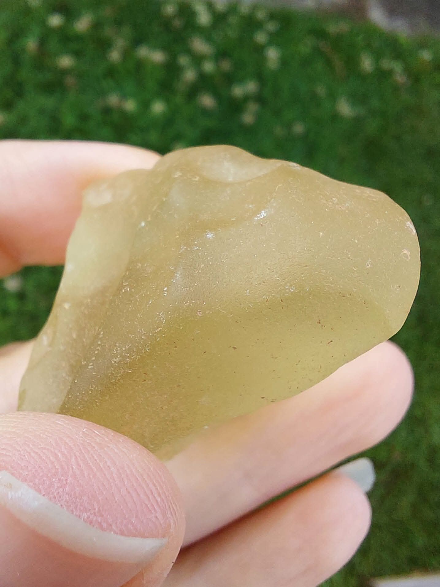 Libyan Desert Glass Piece, 29.87g, Tektite (Ref: LE238)