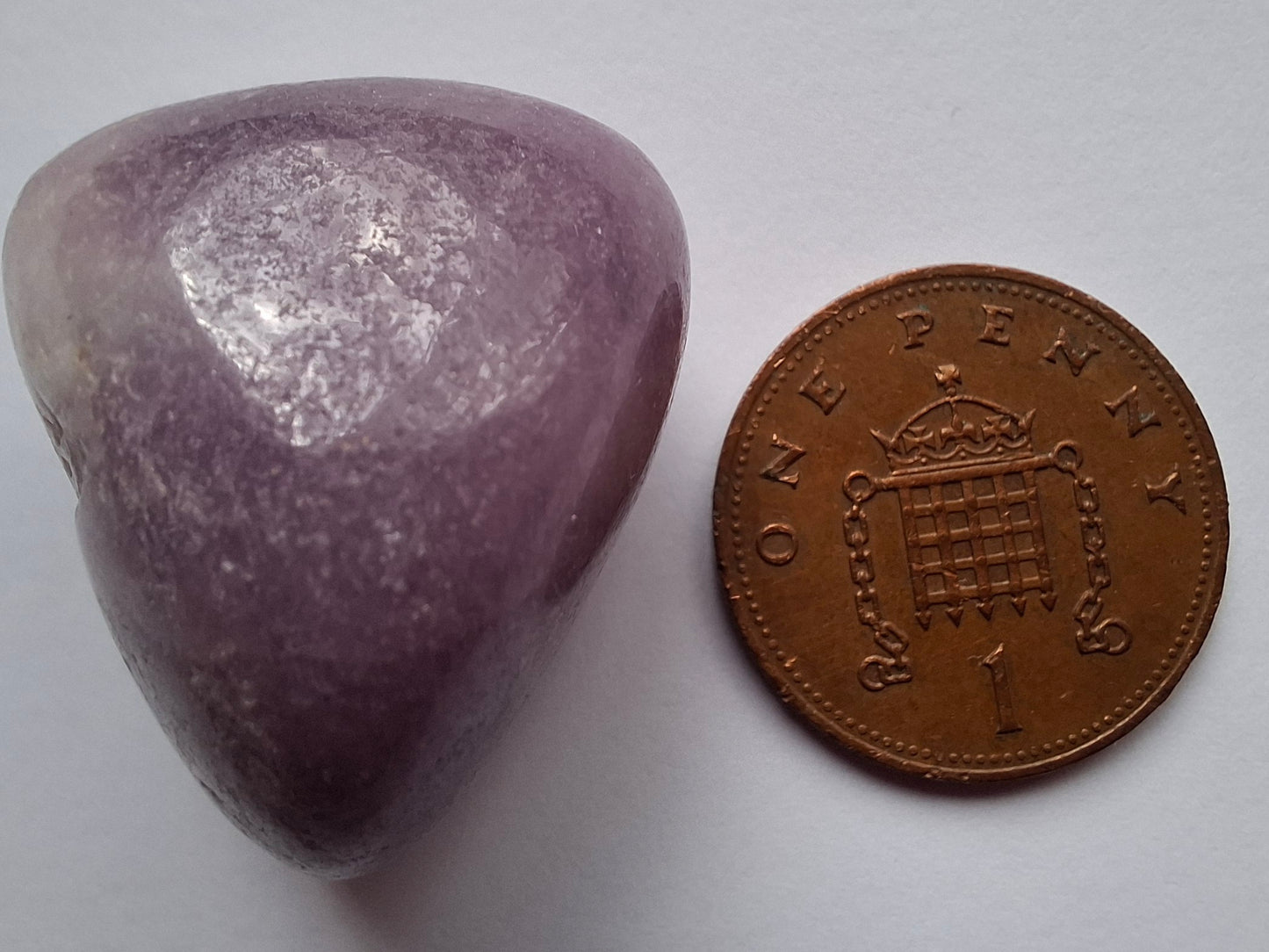 Lepidolite, Tumble Stone, Crystal (Ref: T118)