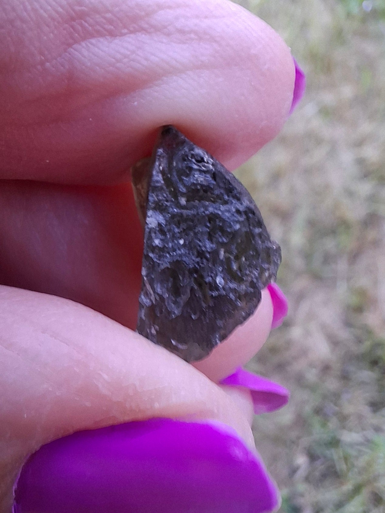 Moldavite Piece, 1.20g, Tektite (Ref: 1440)