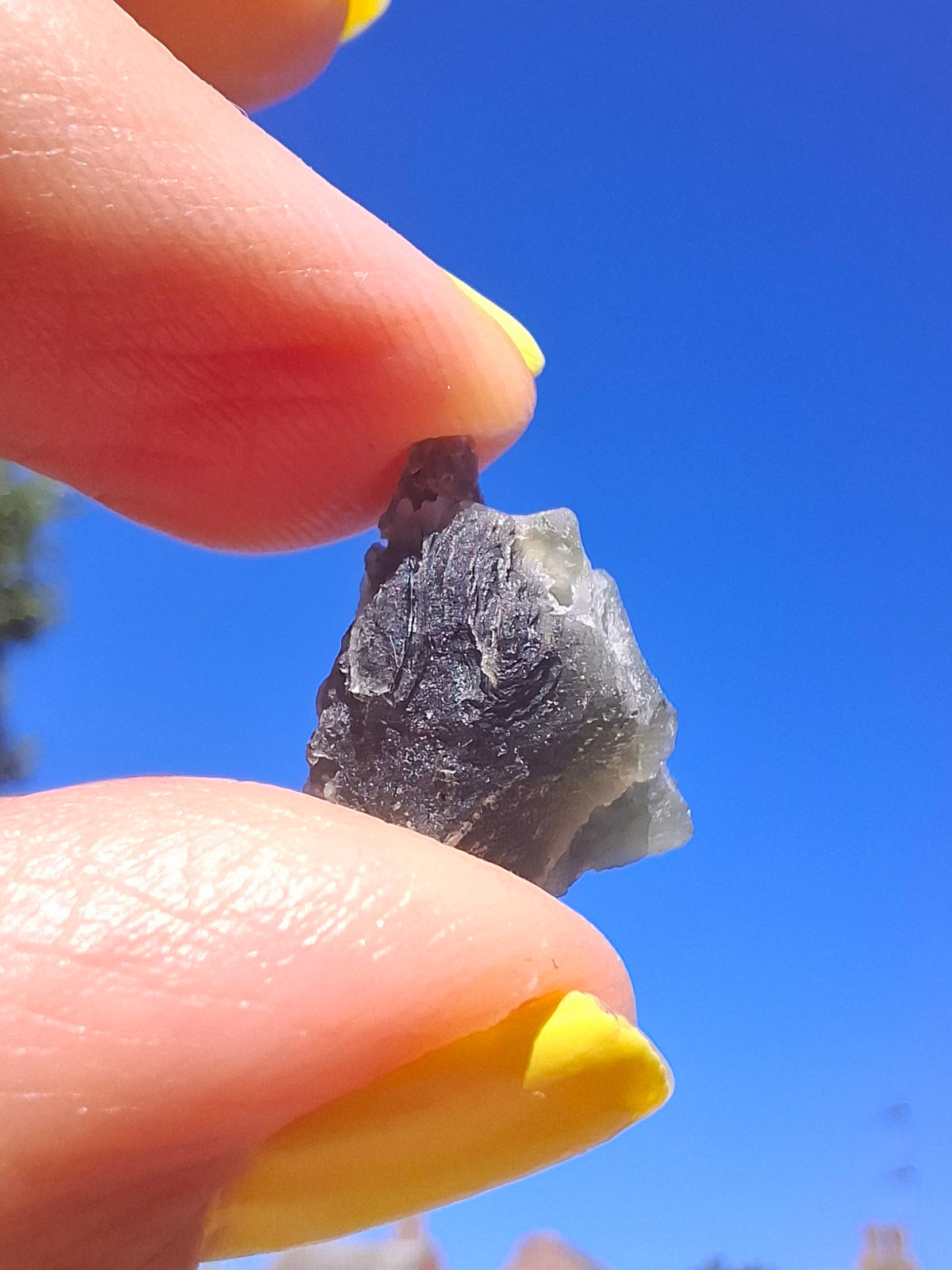 Moldavite Piece, 1.74g, Tektite (Ref: 1513)