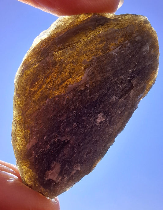 Moldavite Piece, NESMEN HURKA,  26.87g, Tektite (Ref: 1170)