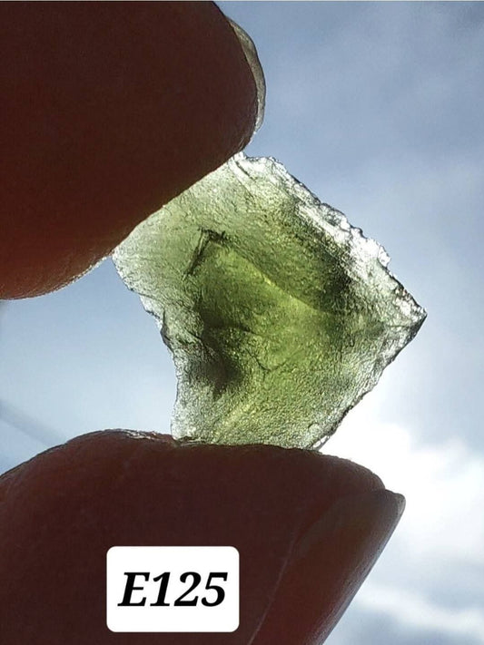 Moldavite Piece, 0.78g, Tektite (Ref: E125)