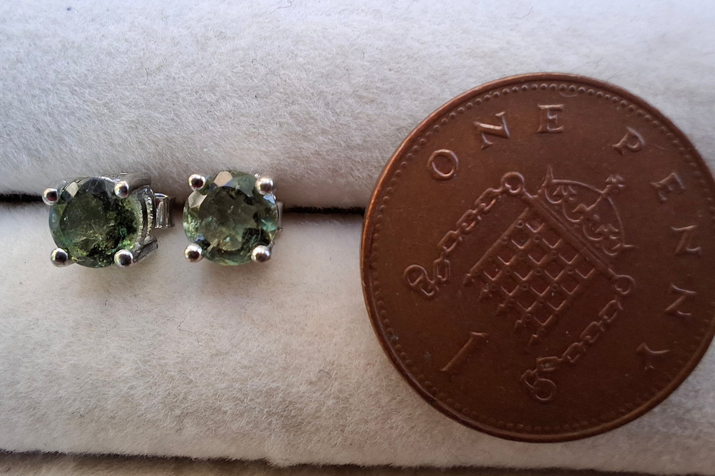 Moldavite (faceted) 5mm STUD EARRINGS, 925 Silver, Tektite (Ref: Pair51)