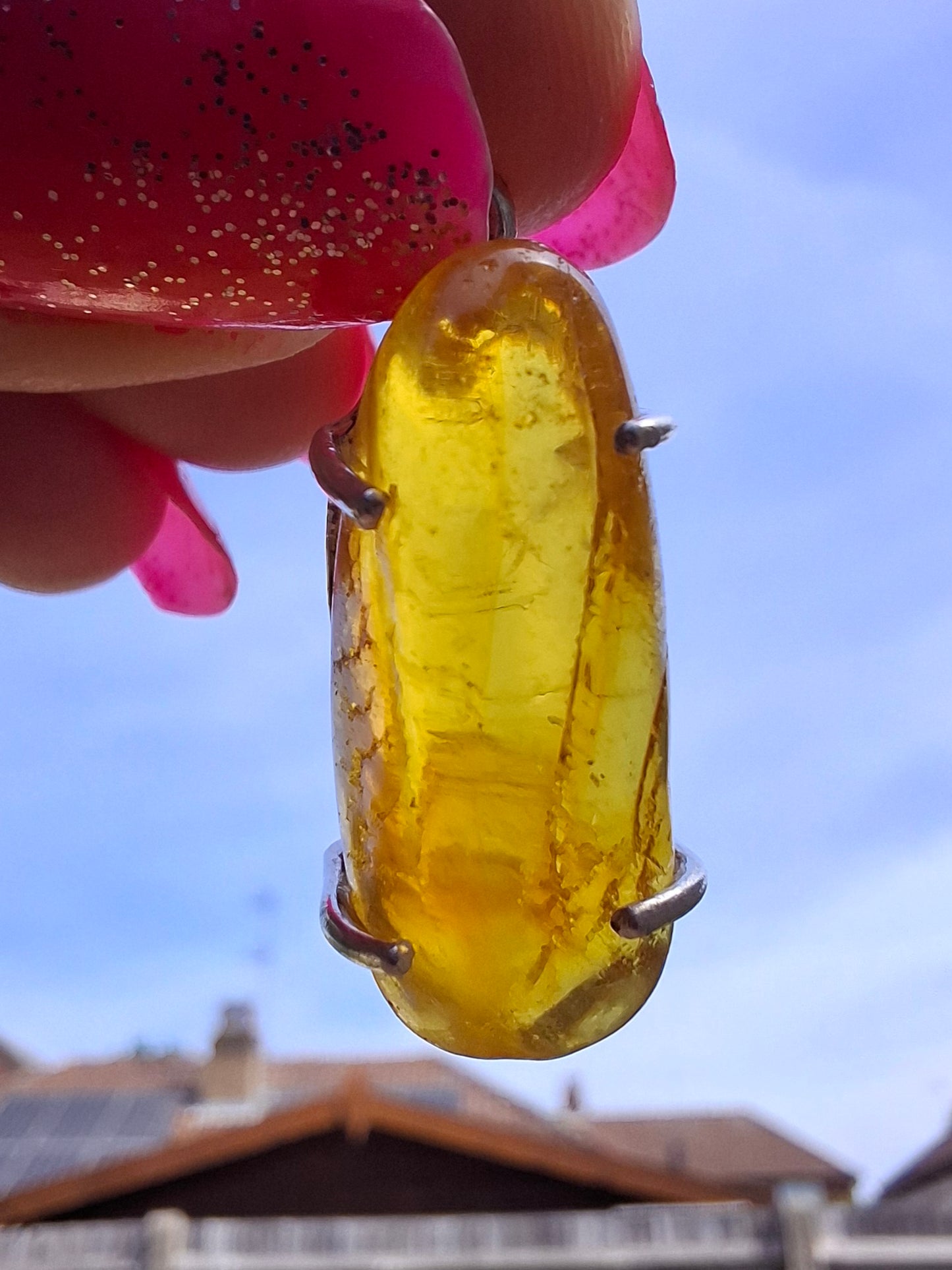 Baltic Amber Pendant, 925 Silver, Fossil (Ref: AP13)