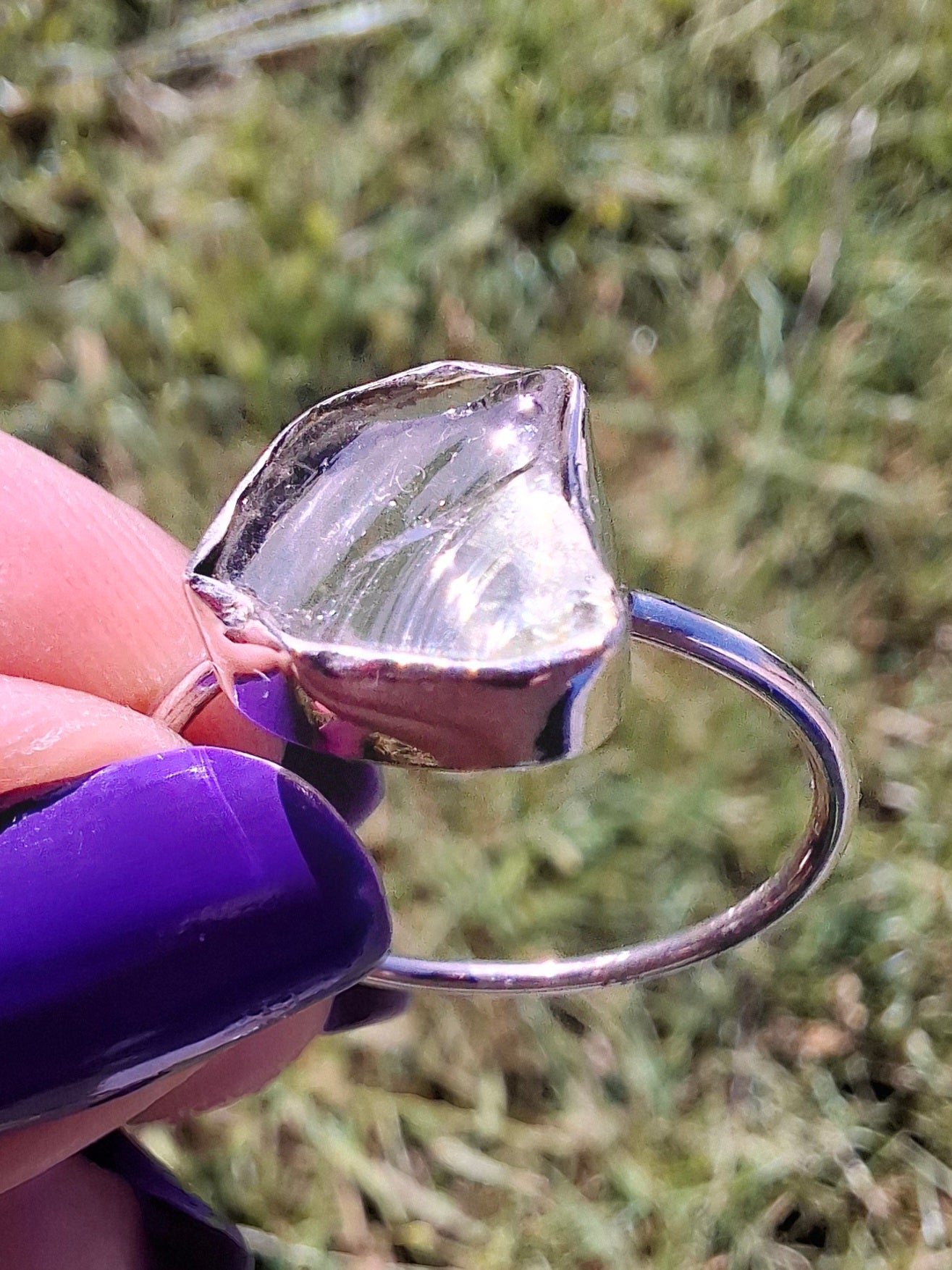 Libyan Desert Glass Ring, size large V, 925 Silver, Tektite (Ref: LR54)
