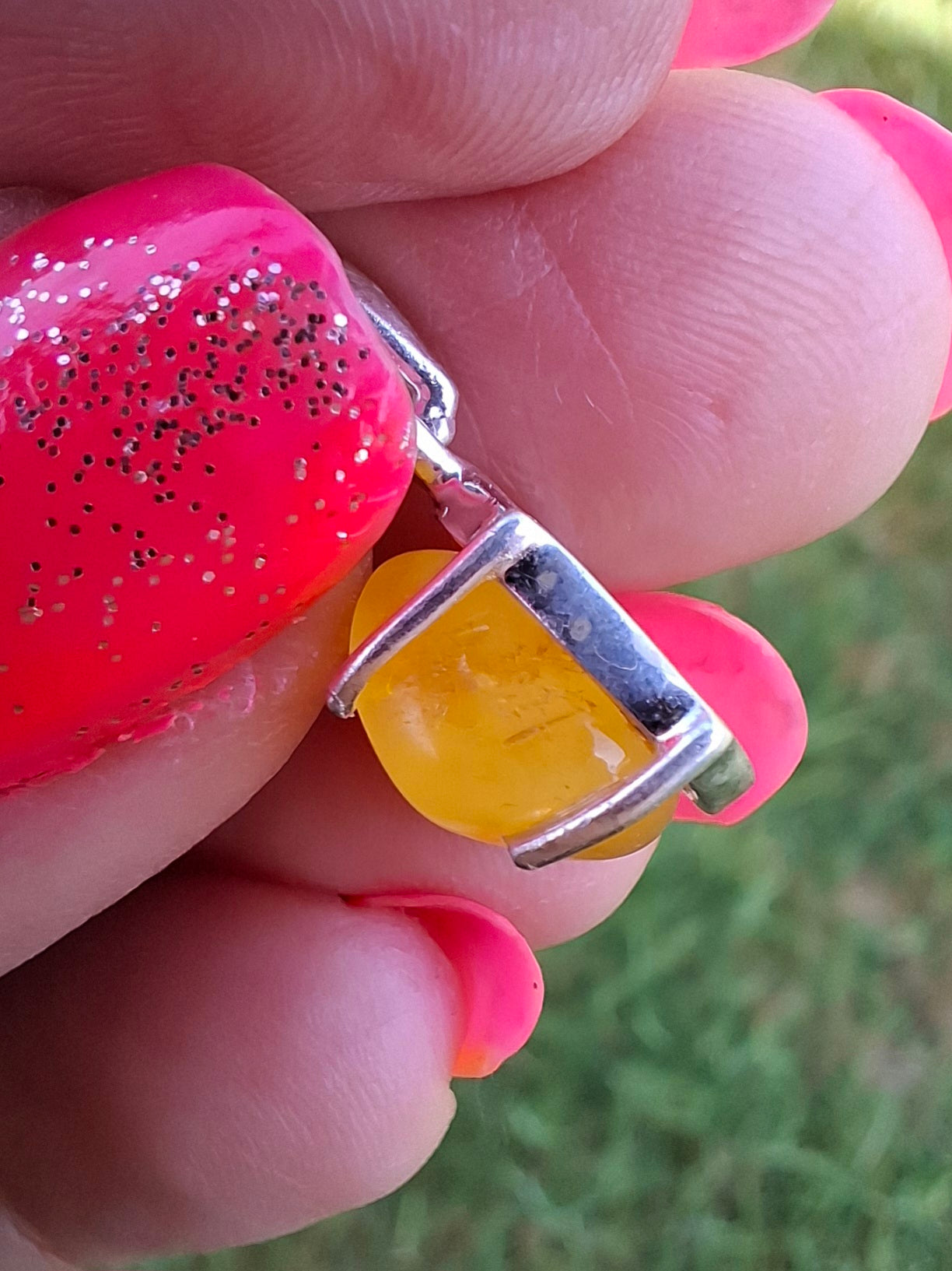 Baltic Amber Pendant, 925 Silver, Fossil (Ref: AP18)