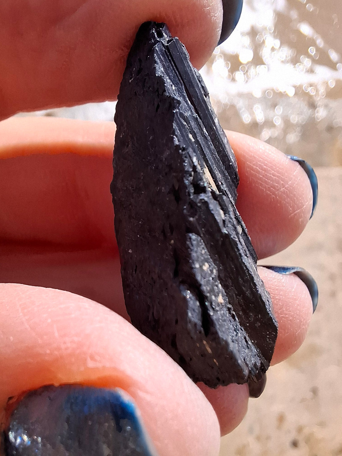 Black Tourmaline RAW, 8.73g, Crystal (Ref: RBT8)