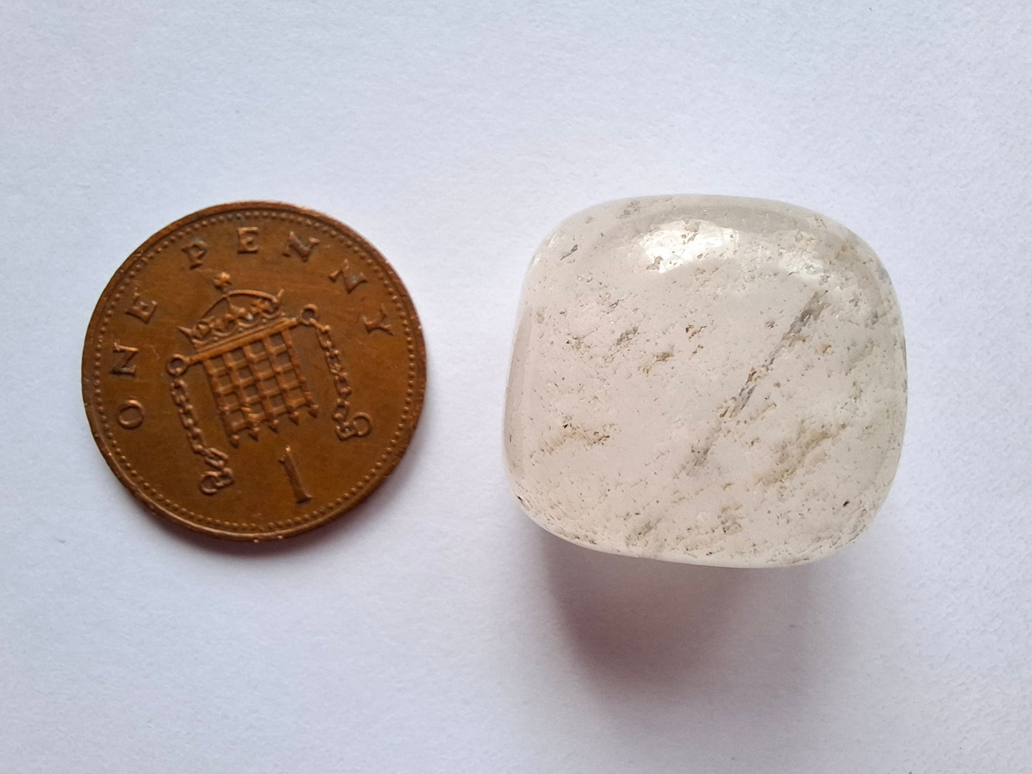 Clear Quartz, Tumble Stone, Crystal (Ref: T27)