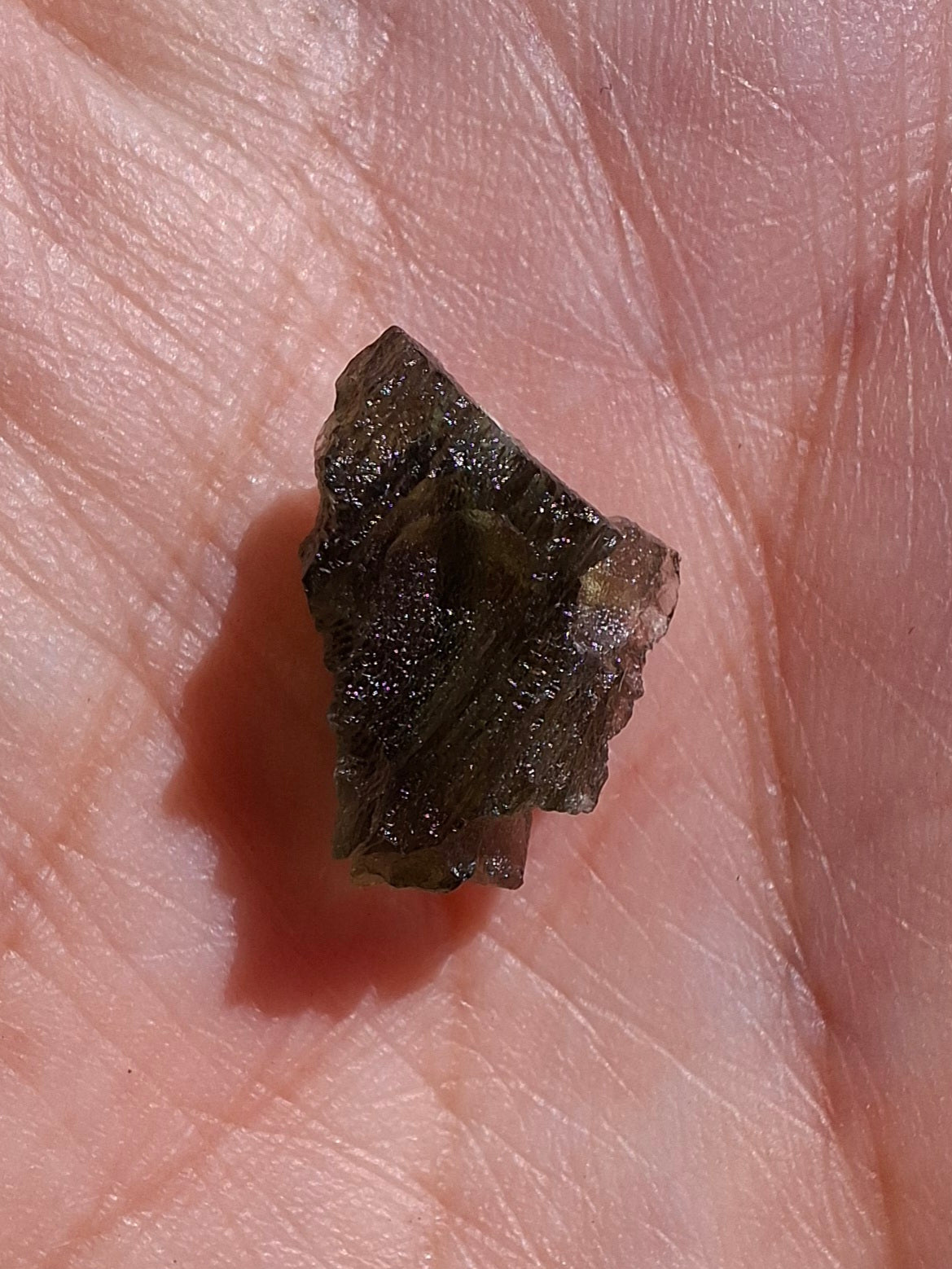 Moldavite Piece, 0.90g, Tektite (Ref: 1412)