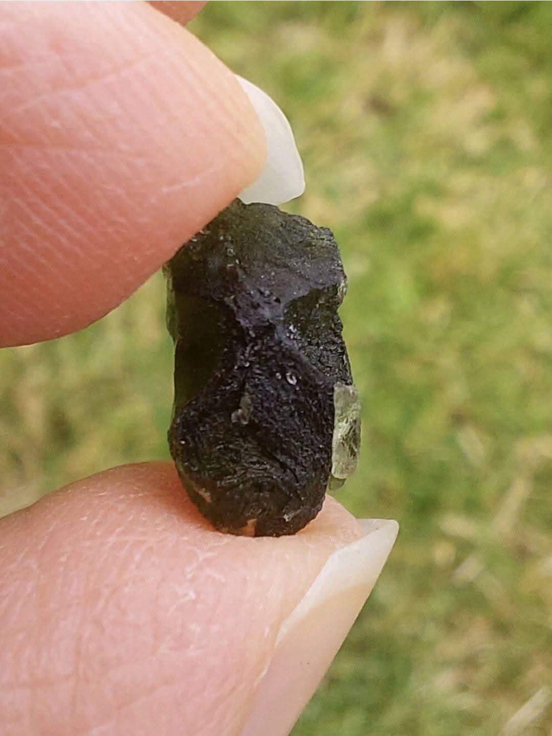 Moldavite Piece, 0.90g, Tektite (Ref: E209)