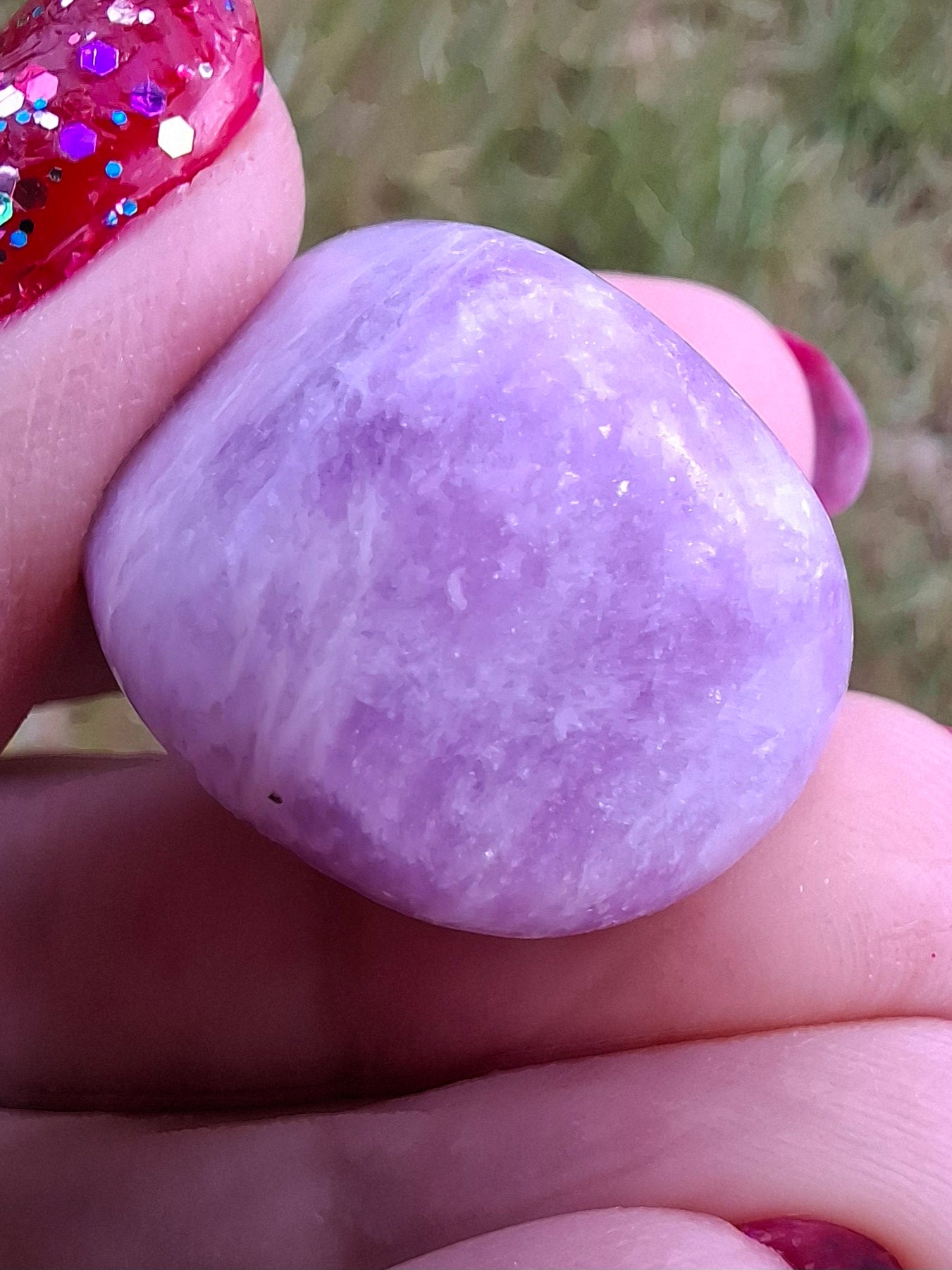 Lepidolite, Tumble Stone, Crystal (Ref: T119)