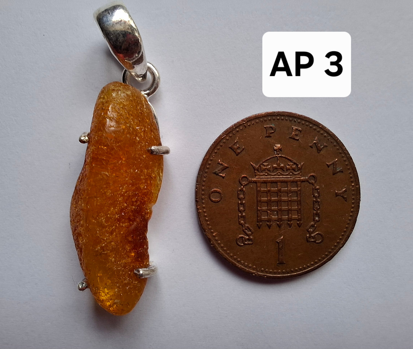Baltic Amber Pendant, 925 Silver, Fossil (Ref: AP3)