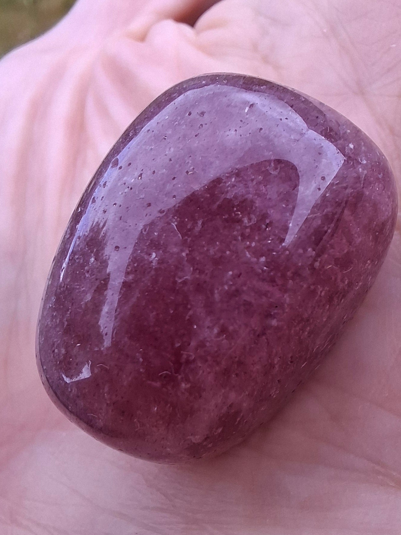 Strawberry Quartz, Tumble Stone, Crystal (Ref: T13)