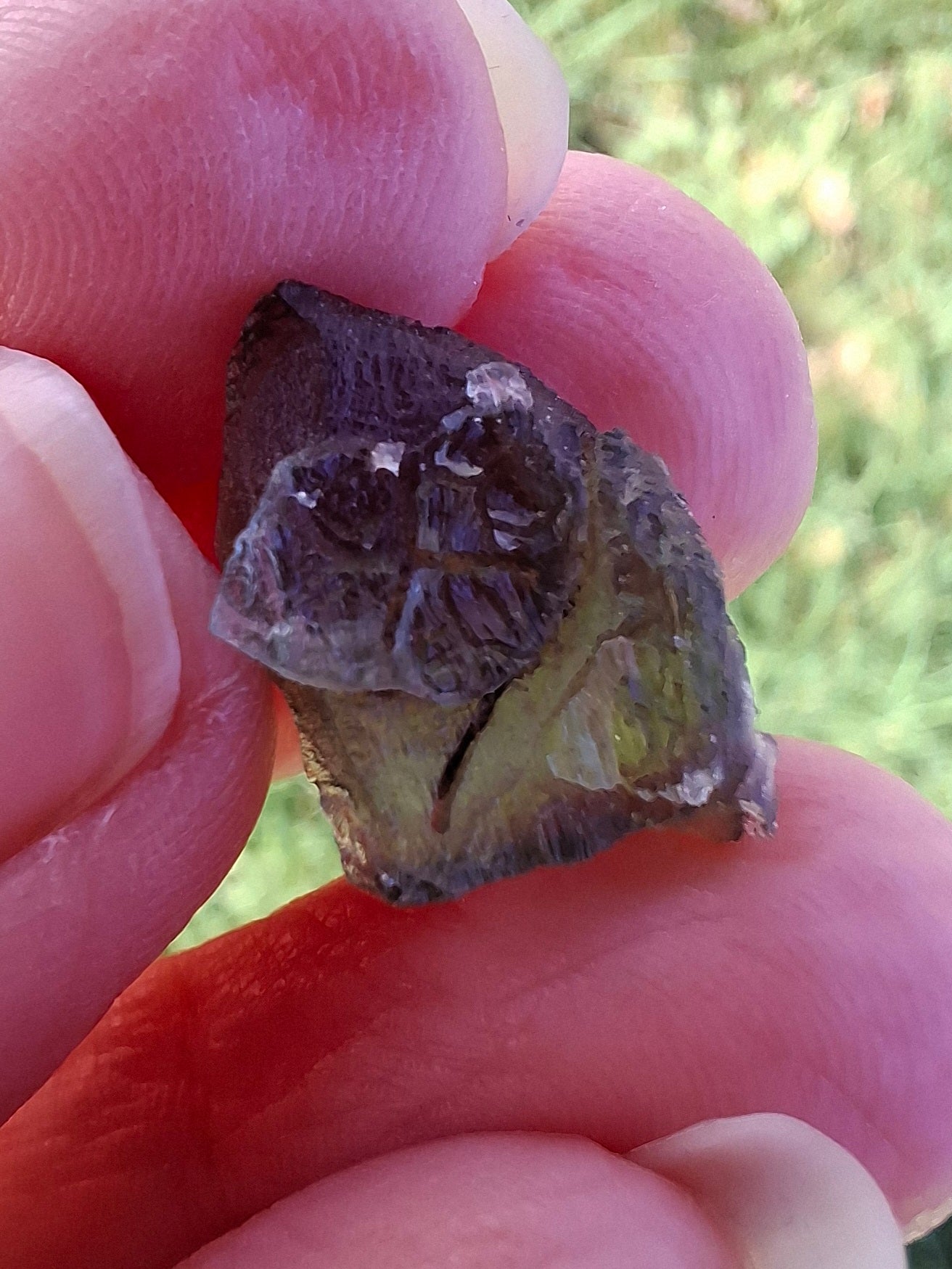 Moldavite Piece, 1.13g, Tektite (Ref: 1335)