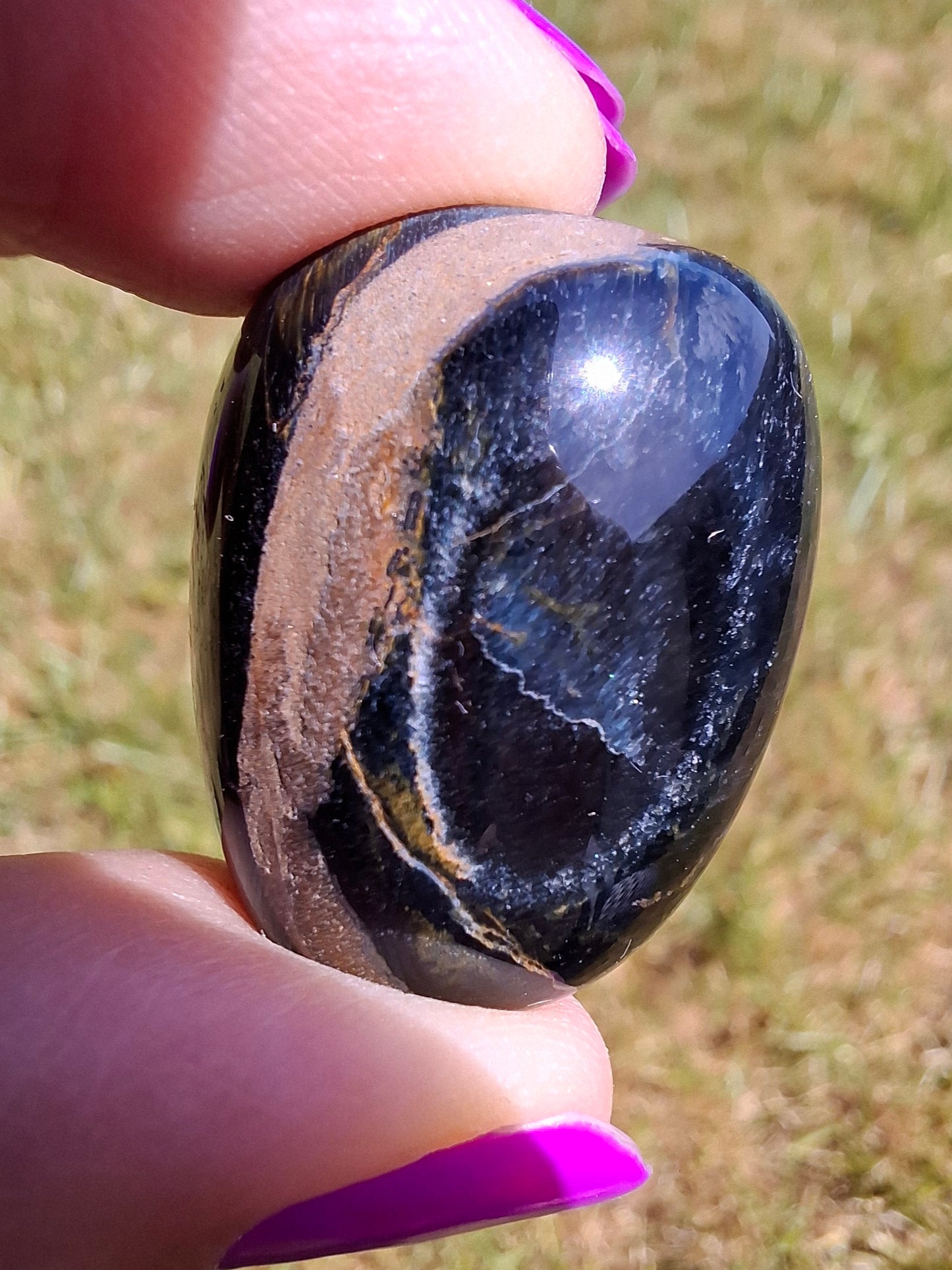 Blue Tigers Eye, Tumble Stone, Crystal (Ref: T21)