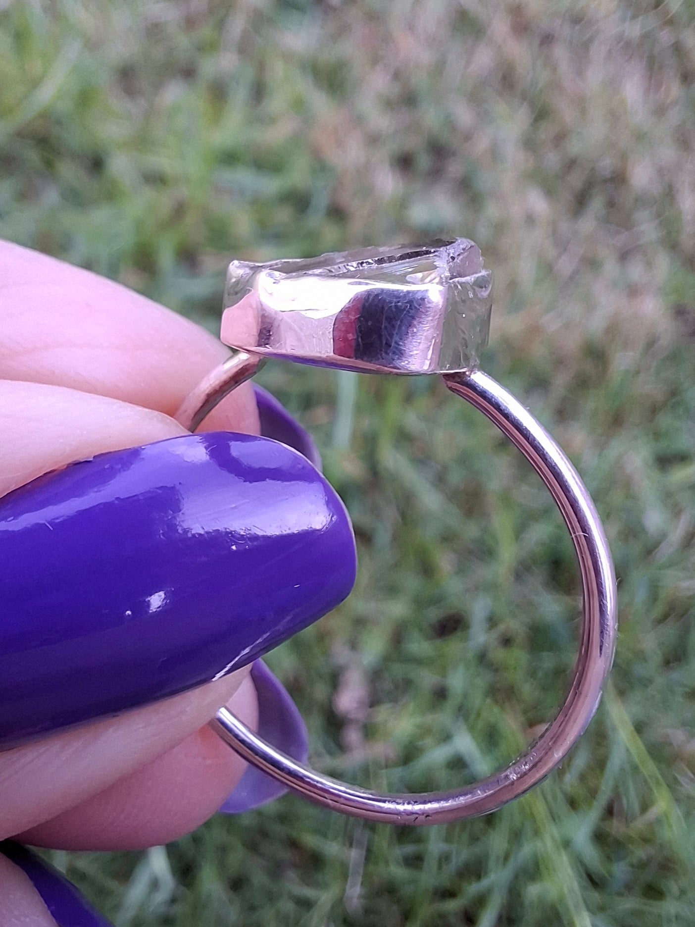 Libyan Desert Glass Ring, size large V, 925 Silver, Tektite (Ref: LR54)