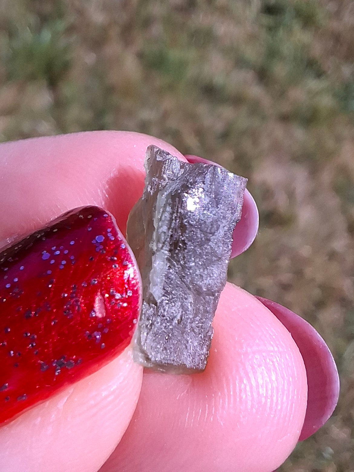 Moldavite Piece, 0.68g, Tektite (Ref: 1471)