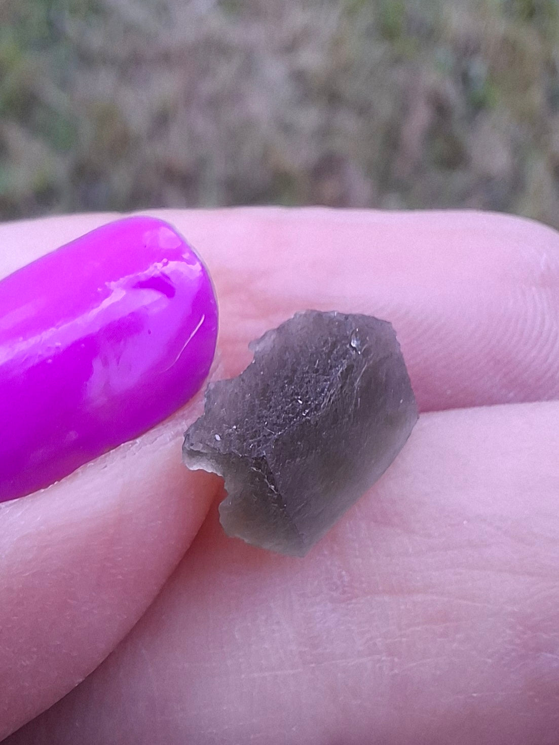 Moldavite Piece, 0.57g, Tektite (Ref: 1439)