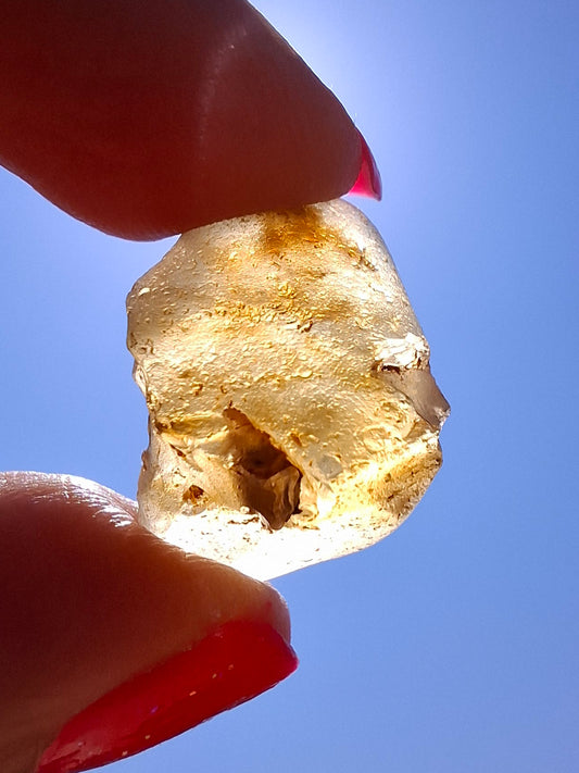 Libyan Desert Glass (darker) Piece, 3.72g, Tektite (Ref: L1378)