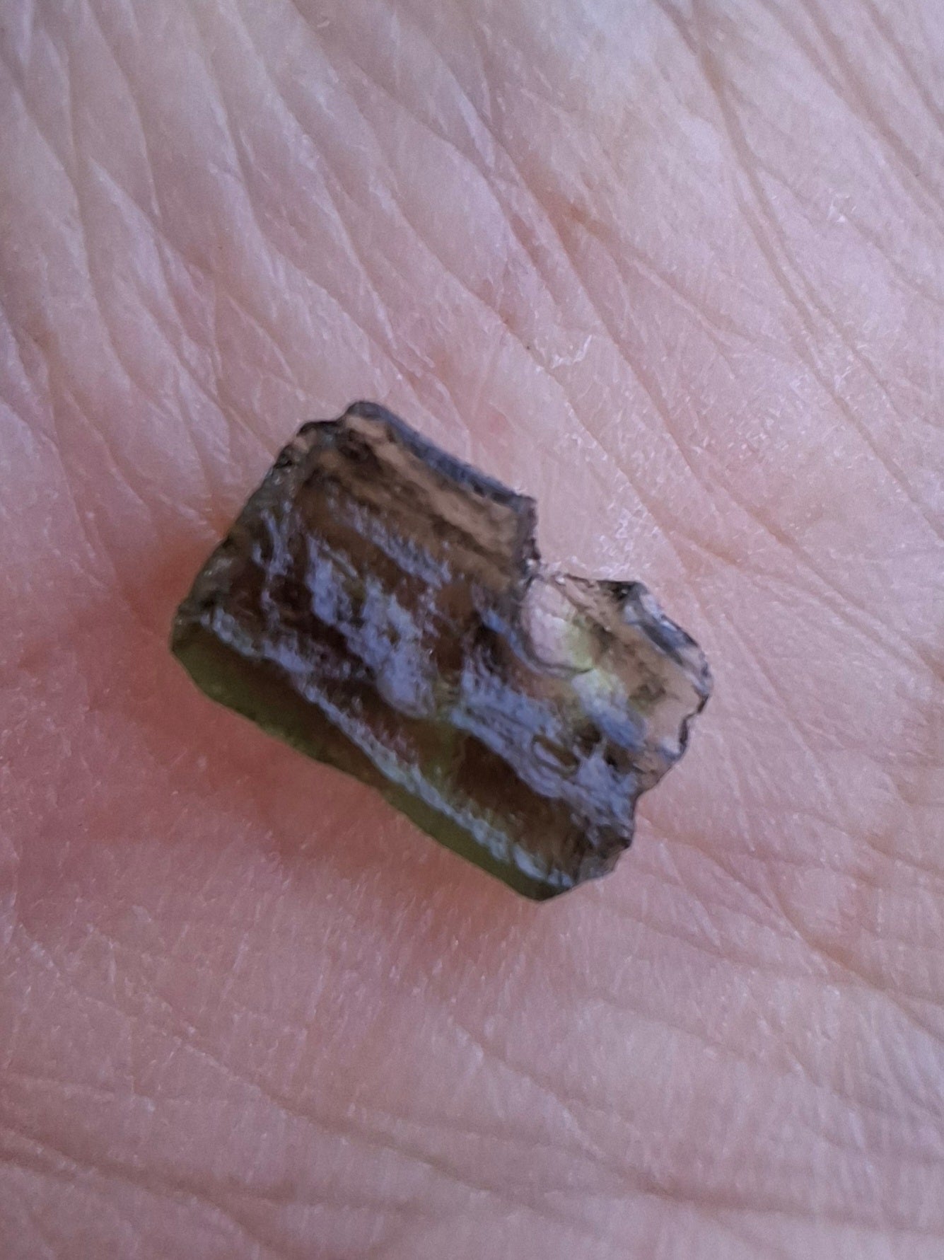 Moldavite small Piece, 0.42g, Tektite (Ref: 1386)