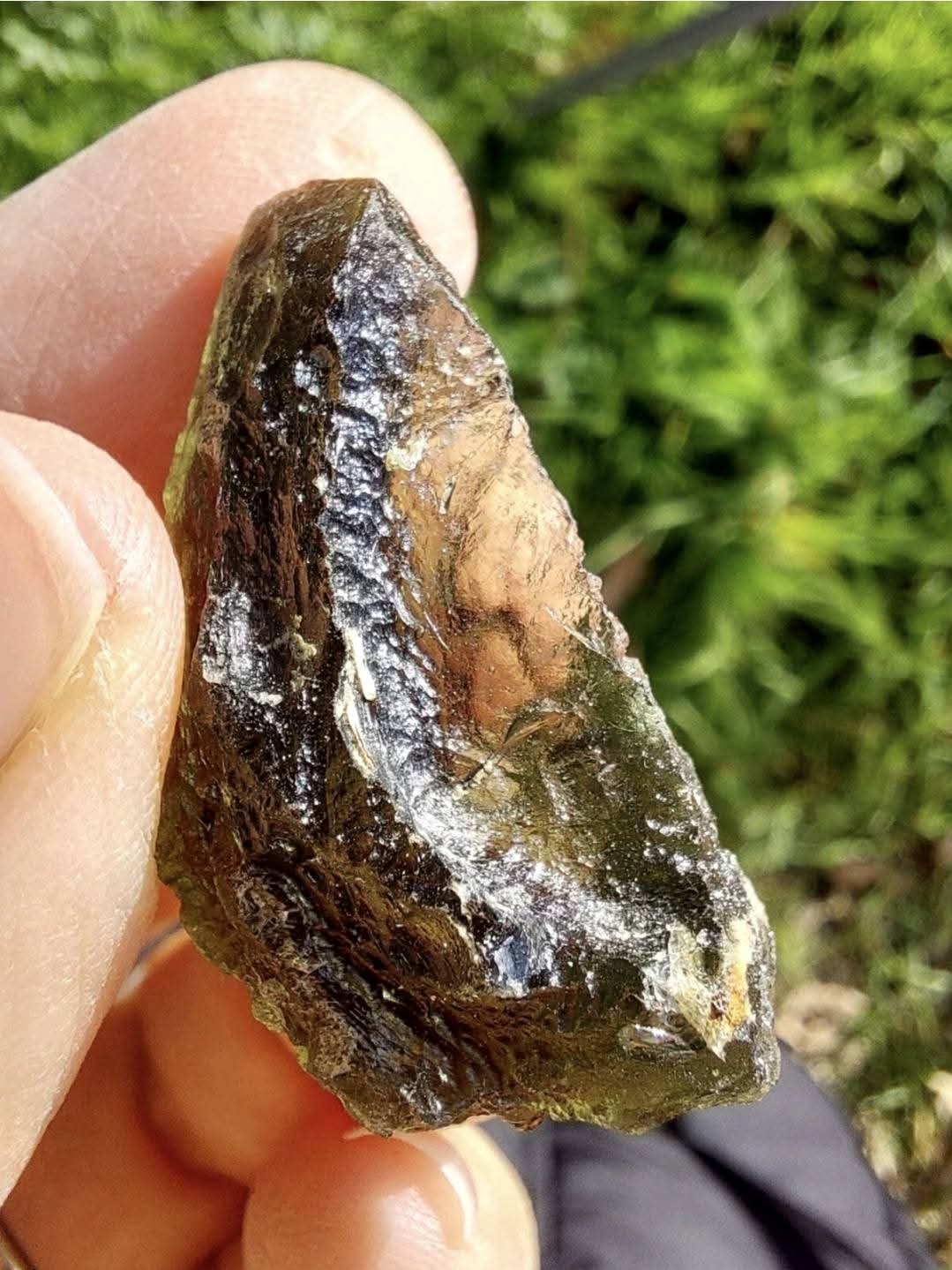 Moldavite Piece, CHLUM, 7.54g, Tektite (Ref: 1048)