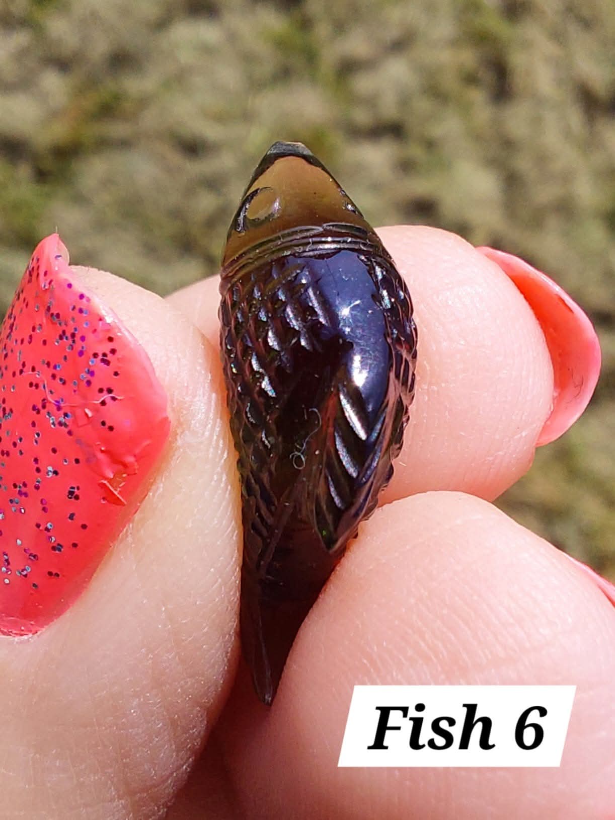 Moldavite FISH carving, 1.62g, Tektite (Ref: Fish6)