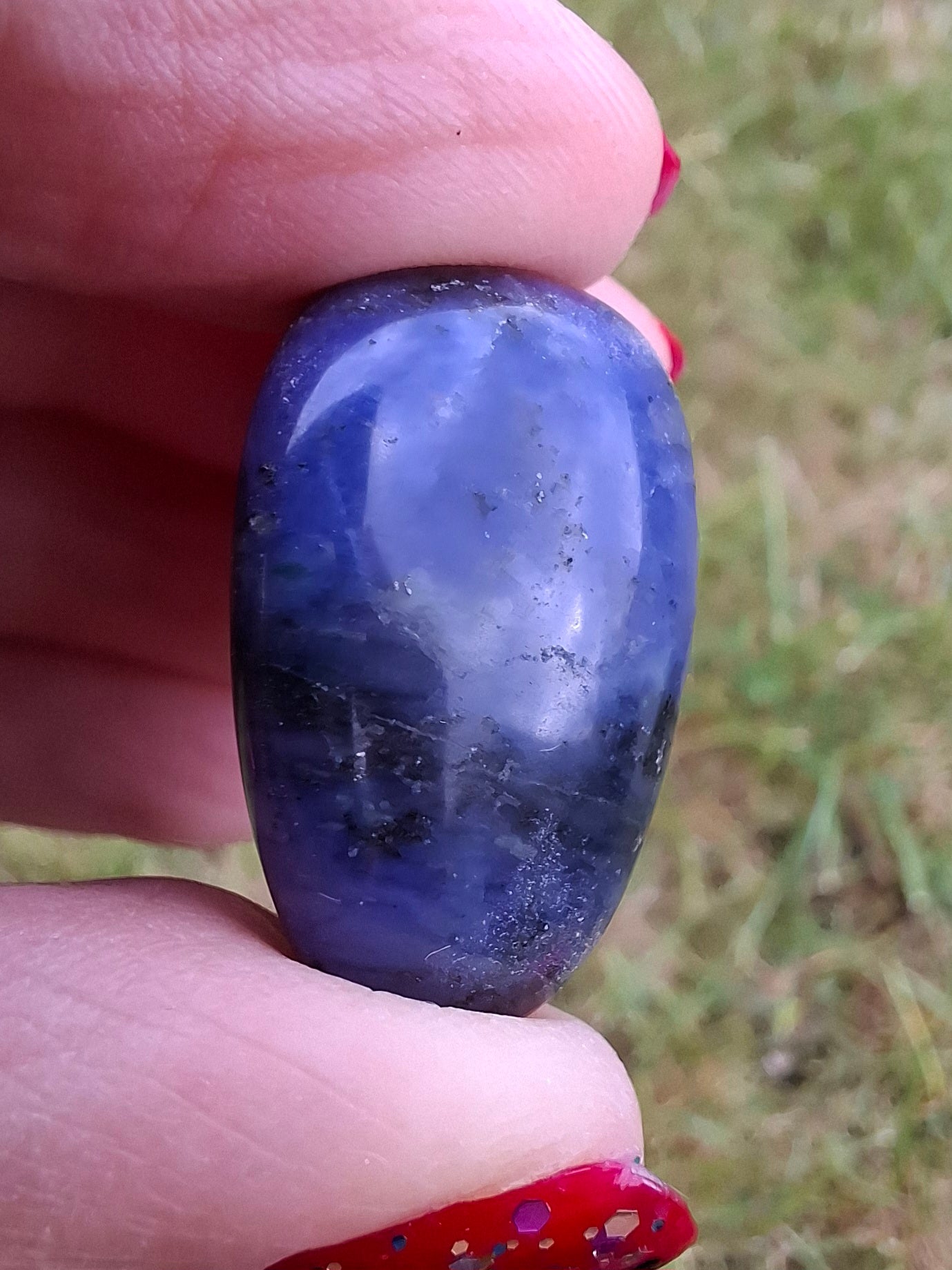 Sodalite, Tumble Stone, Crystal (Ref: T151)