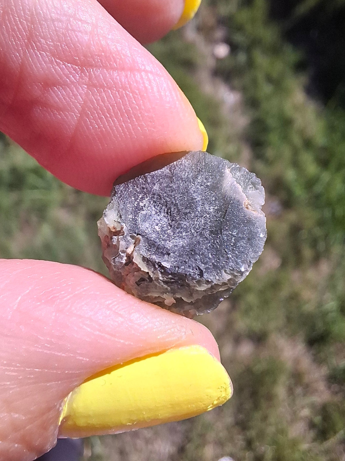Moldavite Piece, 2.09g, Tektite (Ref: 1510)