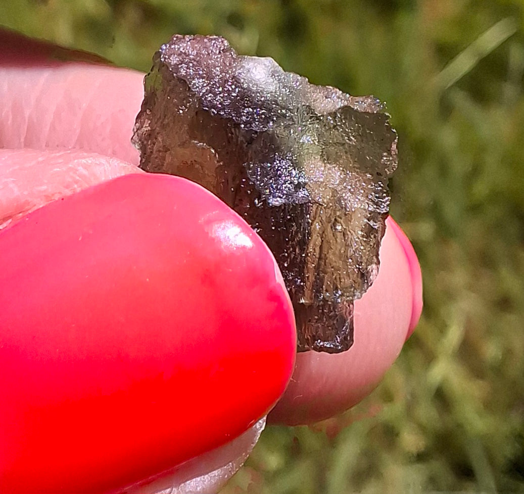 Moldavite Piece, 0.90g, Tektite (Ref: 1412)