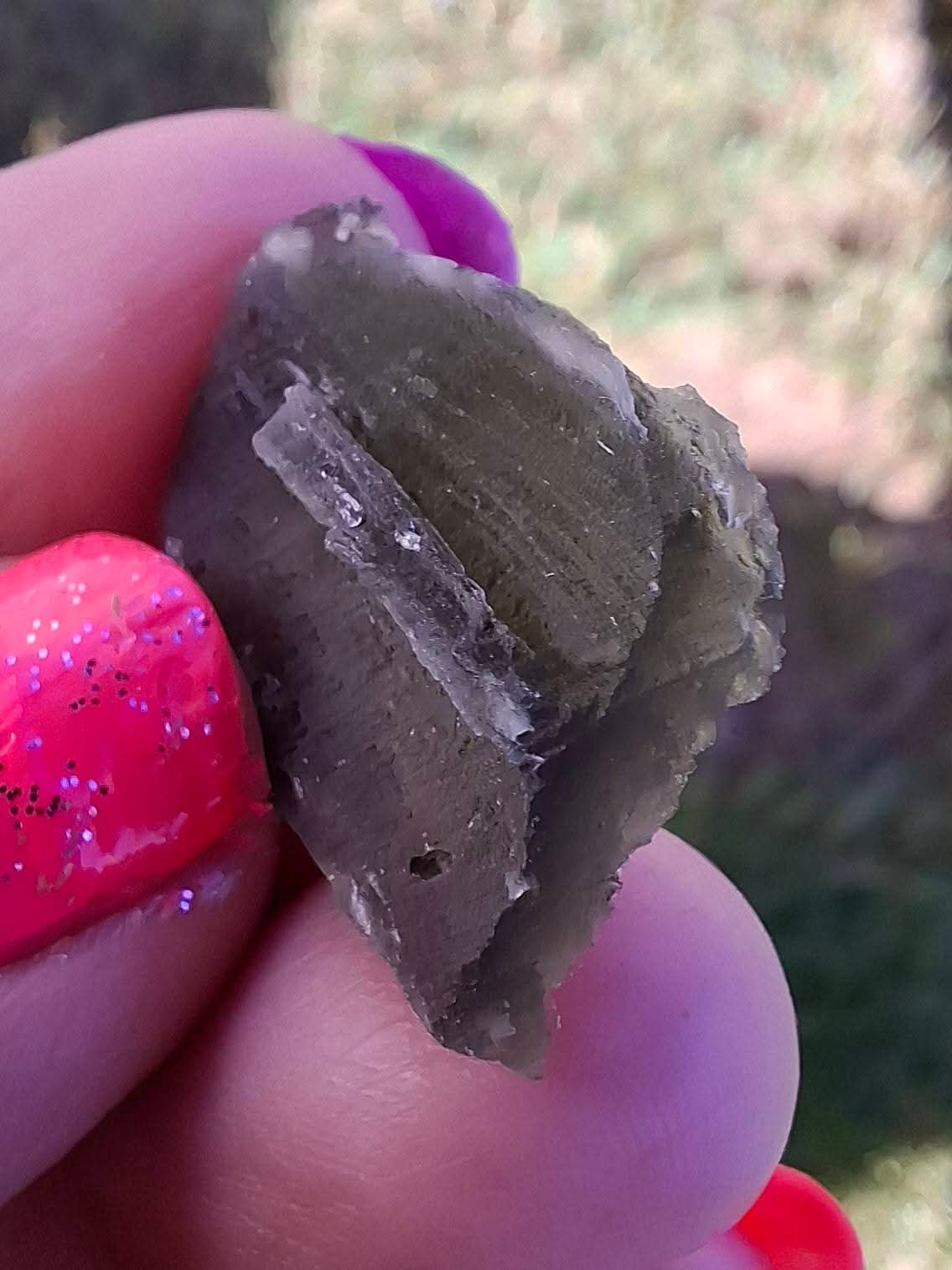 Moldavite Piece, 2.54g, Tektite (Ref: 1302)