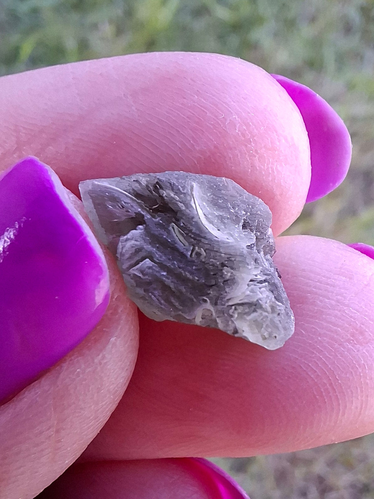 Moldavite Piece, 0.91g, Tektite (Ref: 1460)