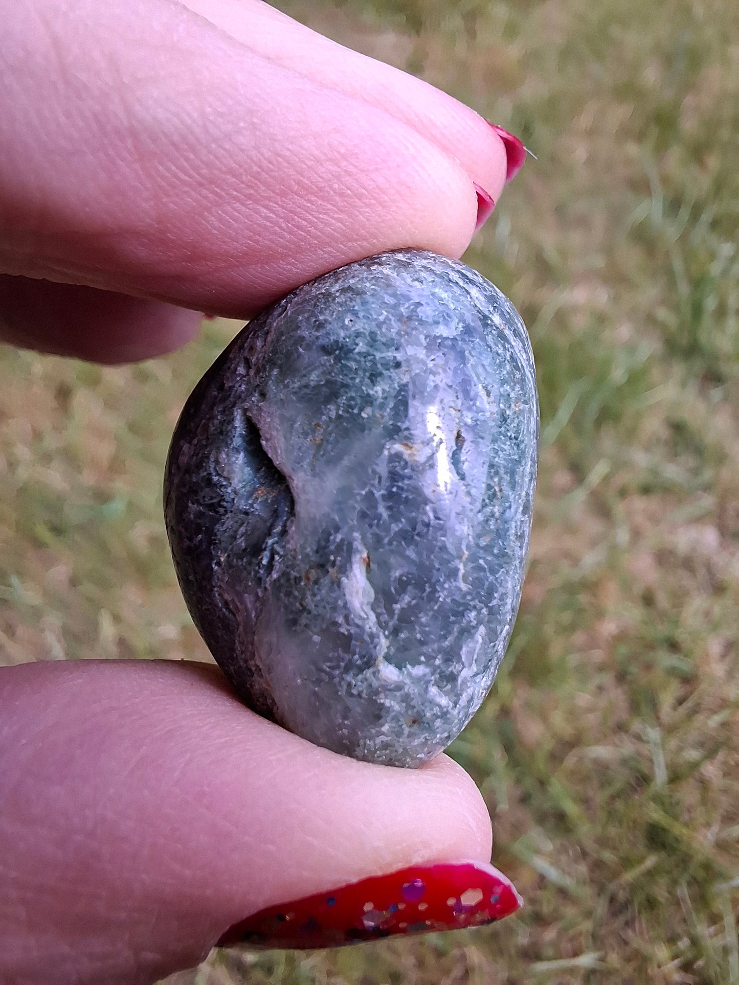 Green Moss Agate, Tumble Stone, Crystal (Ref: T169)