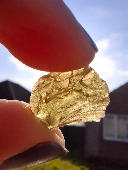 Moldavite Piece, 1.20g, Tektite (Ref: 1383)