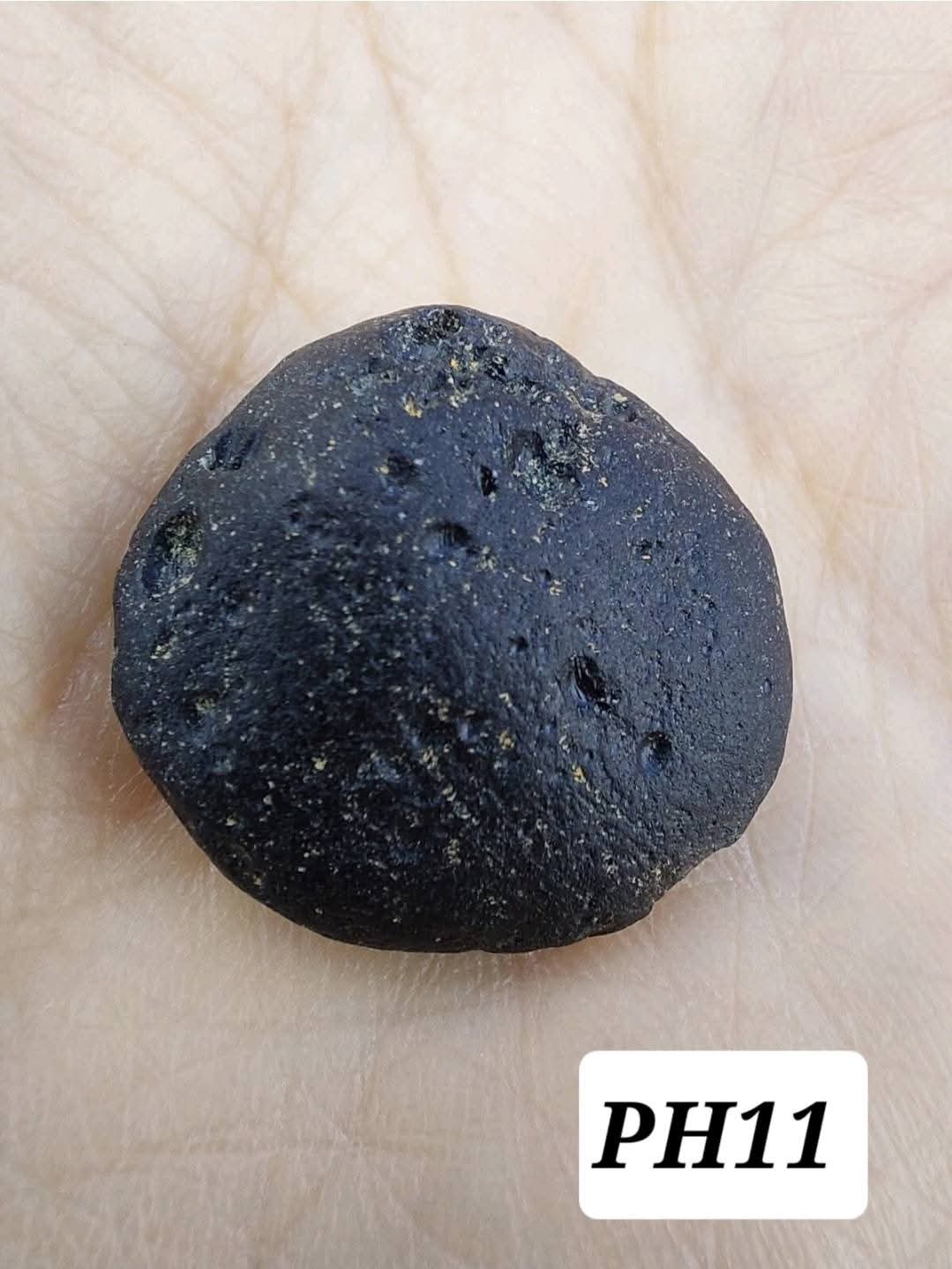 Philippinite (Rizalite), 7.48g, Tektite