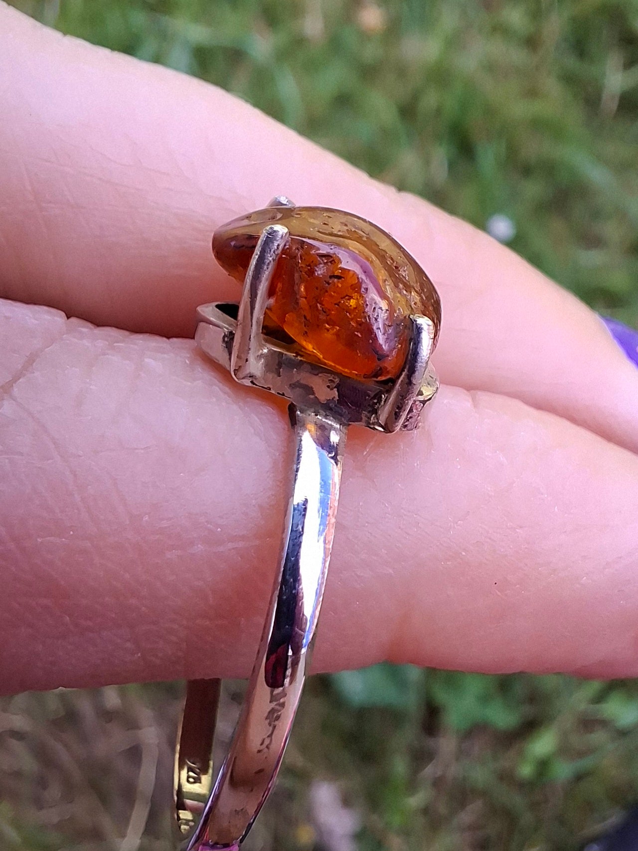 Baltic Amber Ring, size large X, 925 Silver, Fossil (Ref: AR34)