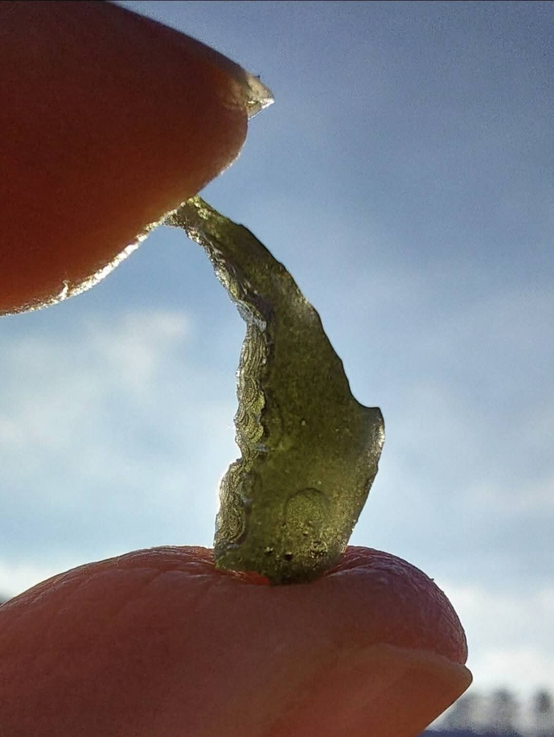 Moldavite Piece, 0.89g, Tektite (Ref: 1011)