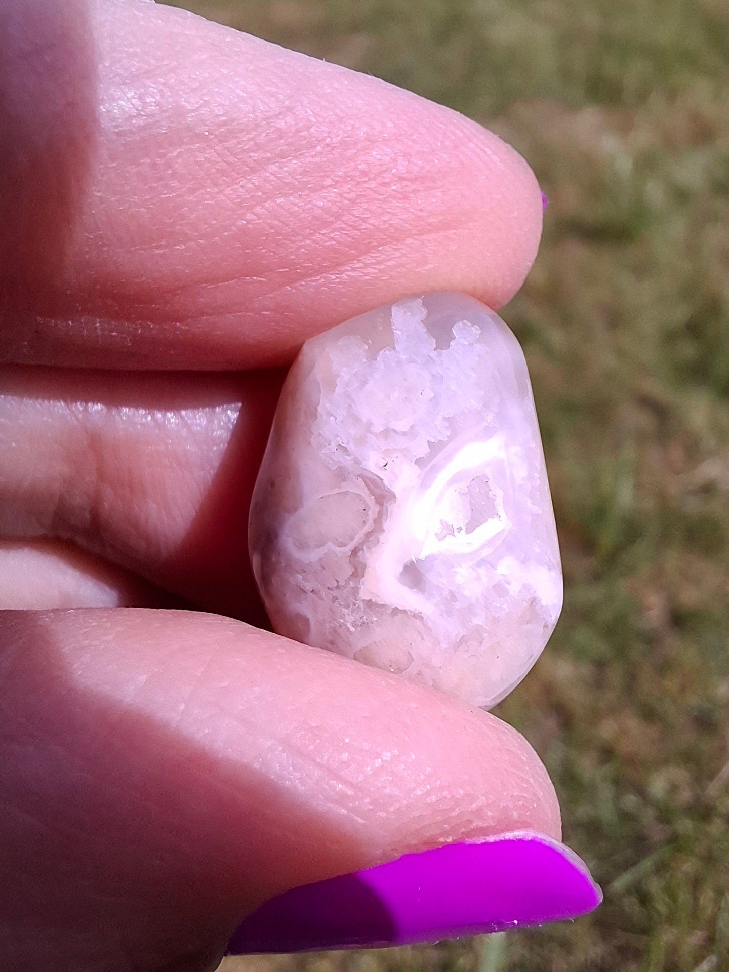 Flower Agate, Tumble Stone, Crystal (Red: T73)