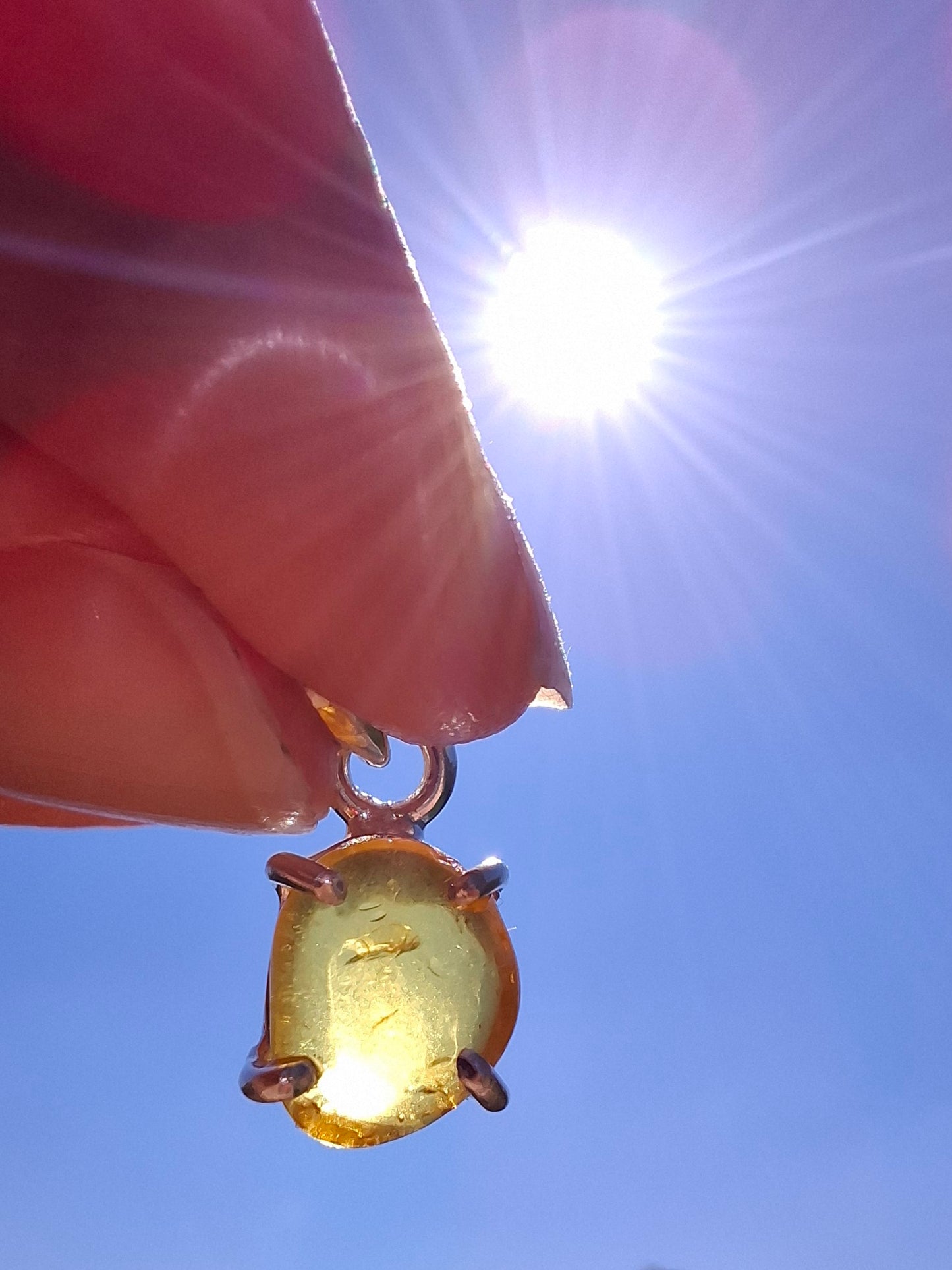 Baltic Amber Pendant, 925 Silver, Fossil (Ref: AP16)