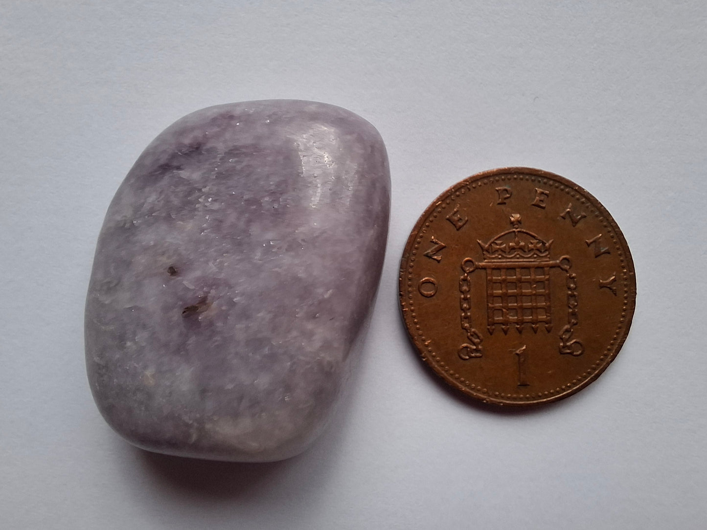 Lepidolite, Tumble Stone, Crystal (Ref: T123)