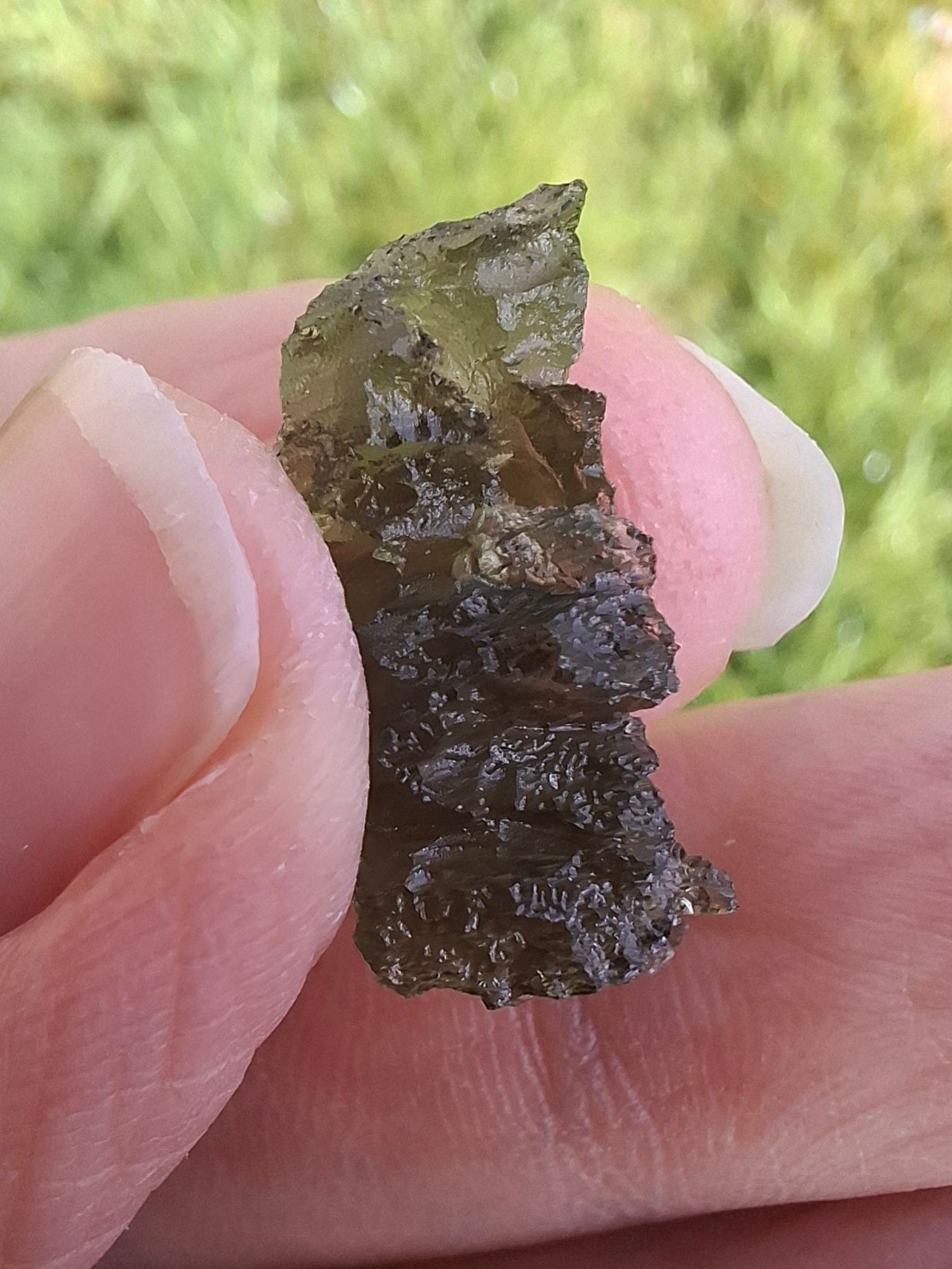 Moldavite Piece, JEZKOVNA BESEDNICE, 1.86g, Tektite (Ref: 1278)