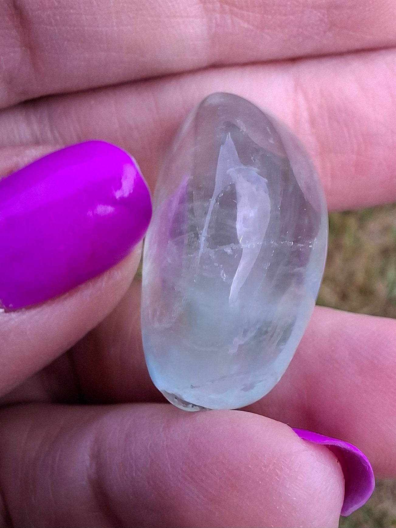 Fluorite, Tumble Stone, Crystal 🌈 (Ref: T47)