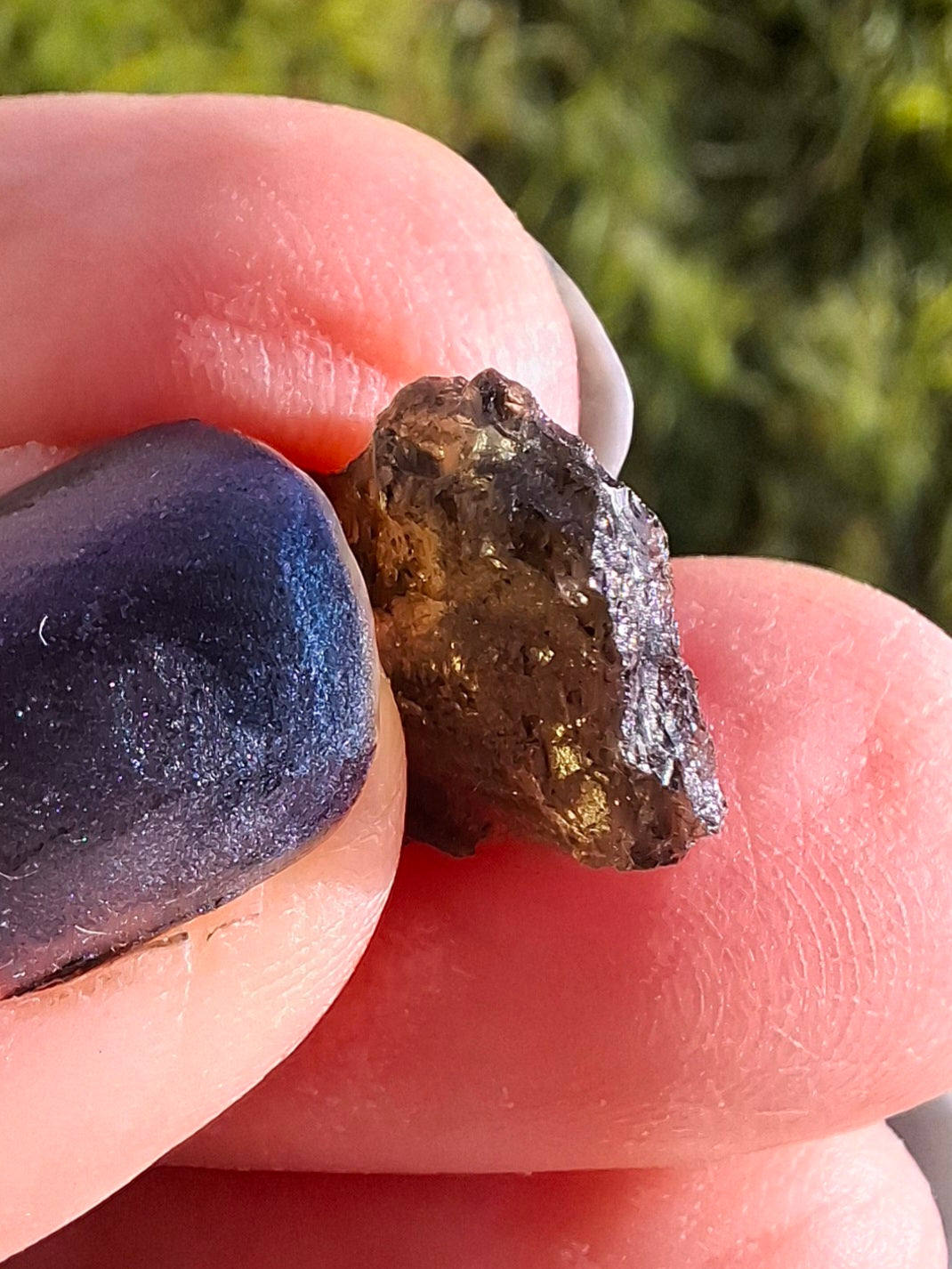 Moldavite Piece, 0.65g, Tektite (Ref: 1382)