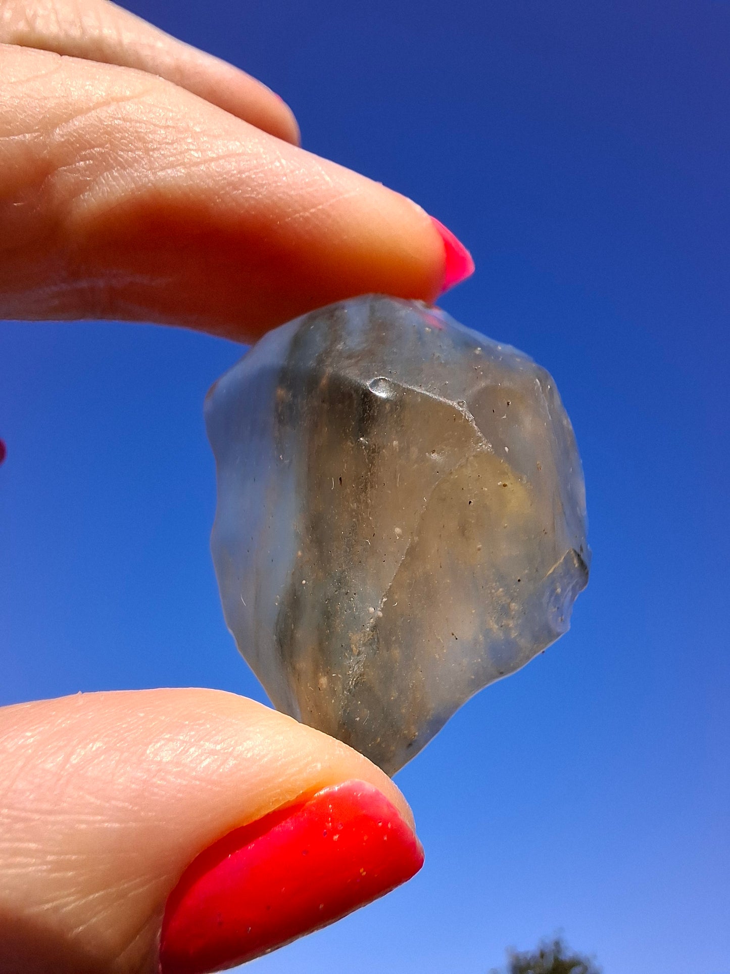 Libyan Desert Glass (darker) Piece, 12.00g, Tektite (Ref: L1377)
