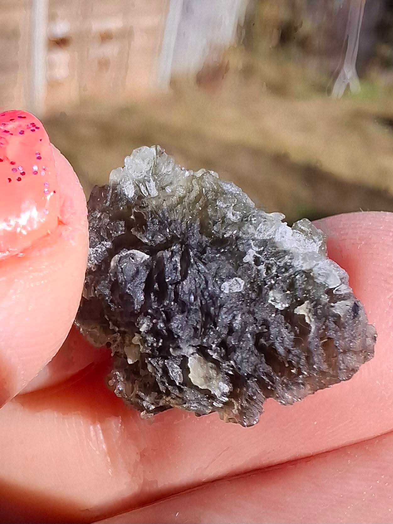 Moldavite Piece, 2.47g, Tektite (Ref: 1303)