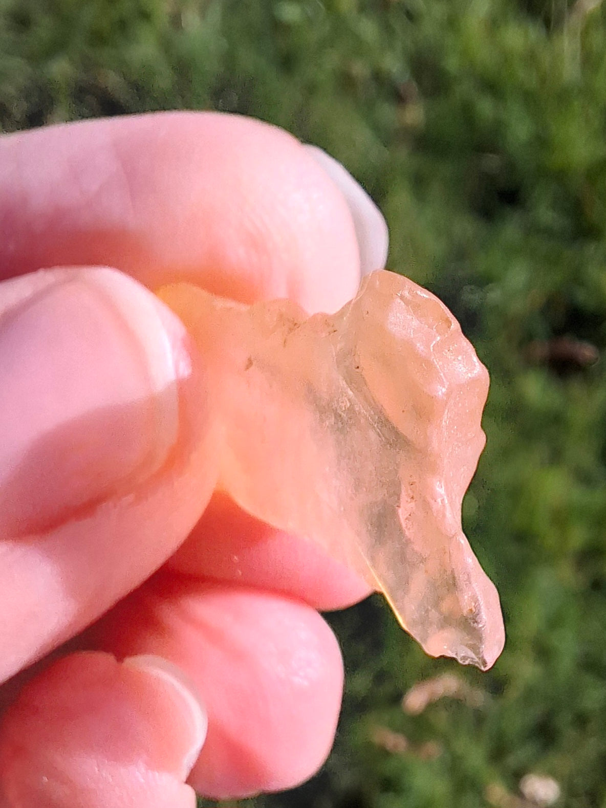 Libyan Desert Glass small Piece, 2.30g, Tektite (Ref: L1355)