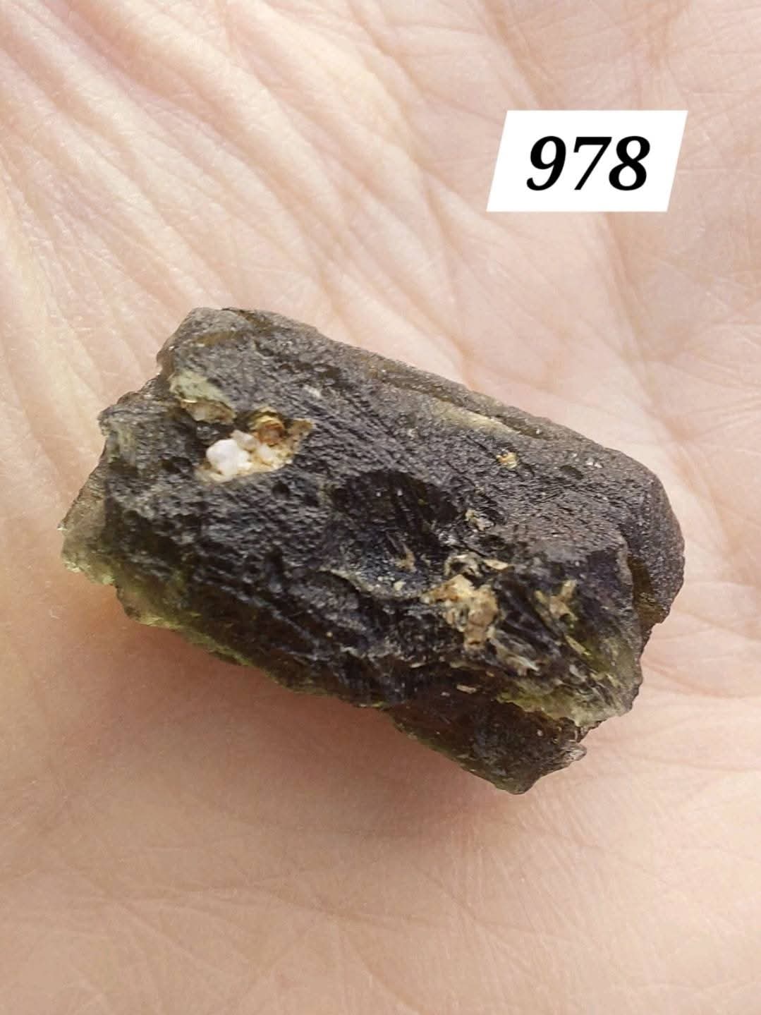 Moldavite Piece, NESMEN HURKA, 8.81g, Tektite (Ref: 978)