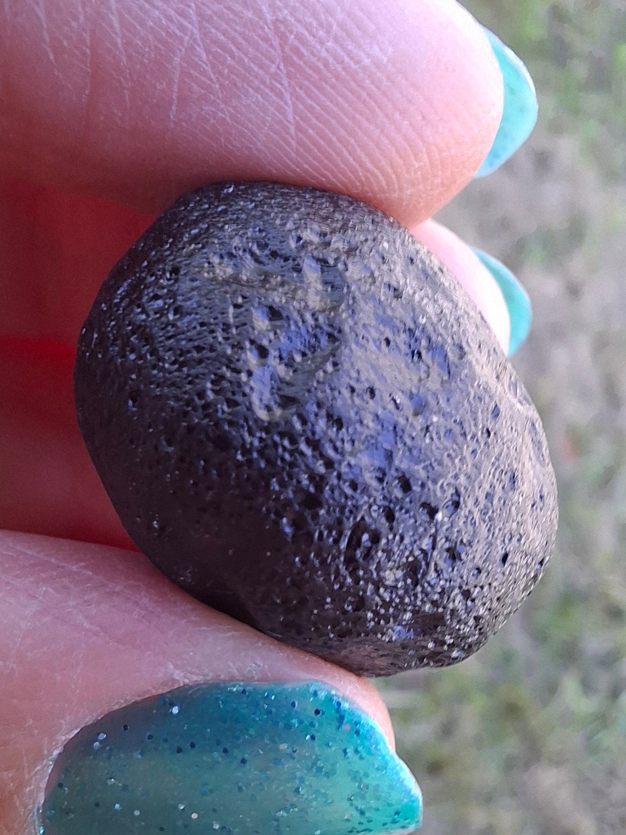 Philippinite (Rizalite), 11.42g, Tektite