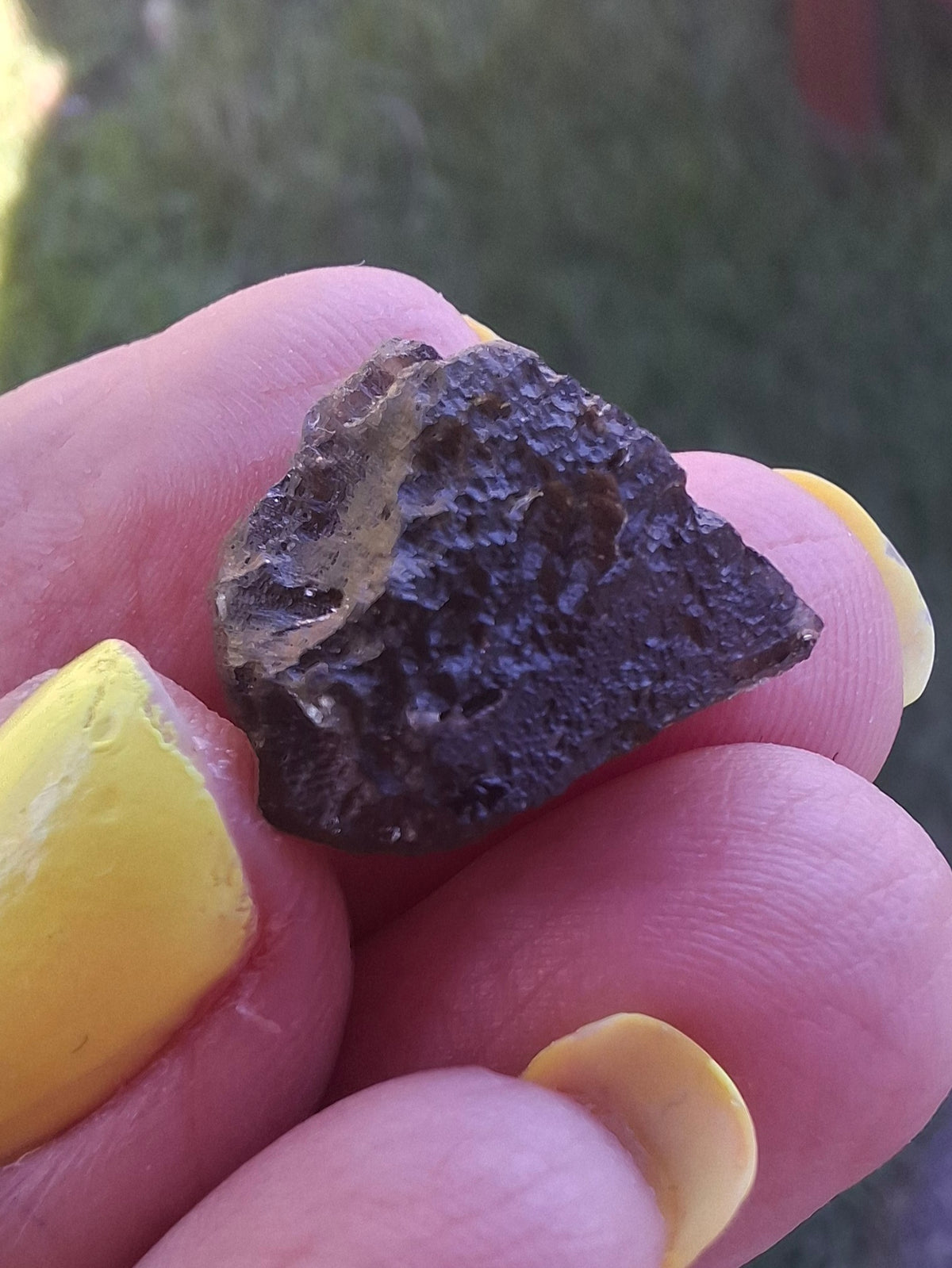 Moldavite Piece, 2.22g, Tektite (Ref: 1514)
